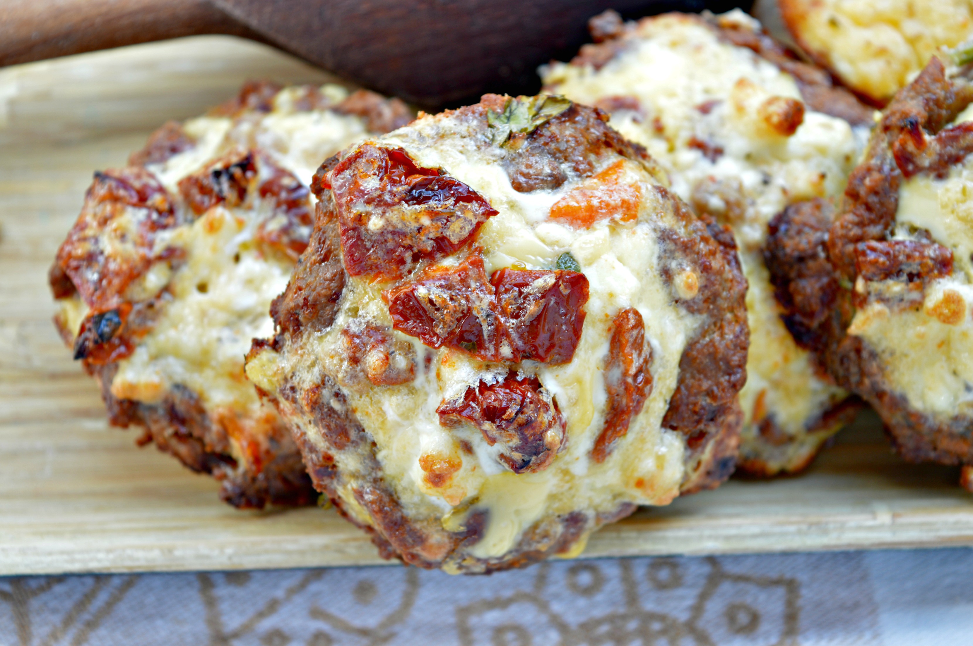 Sun-dried Tomatoes Pork Cups