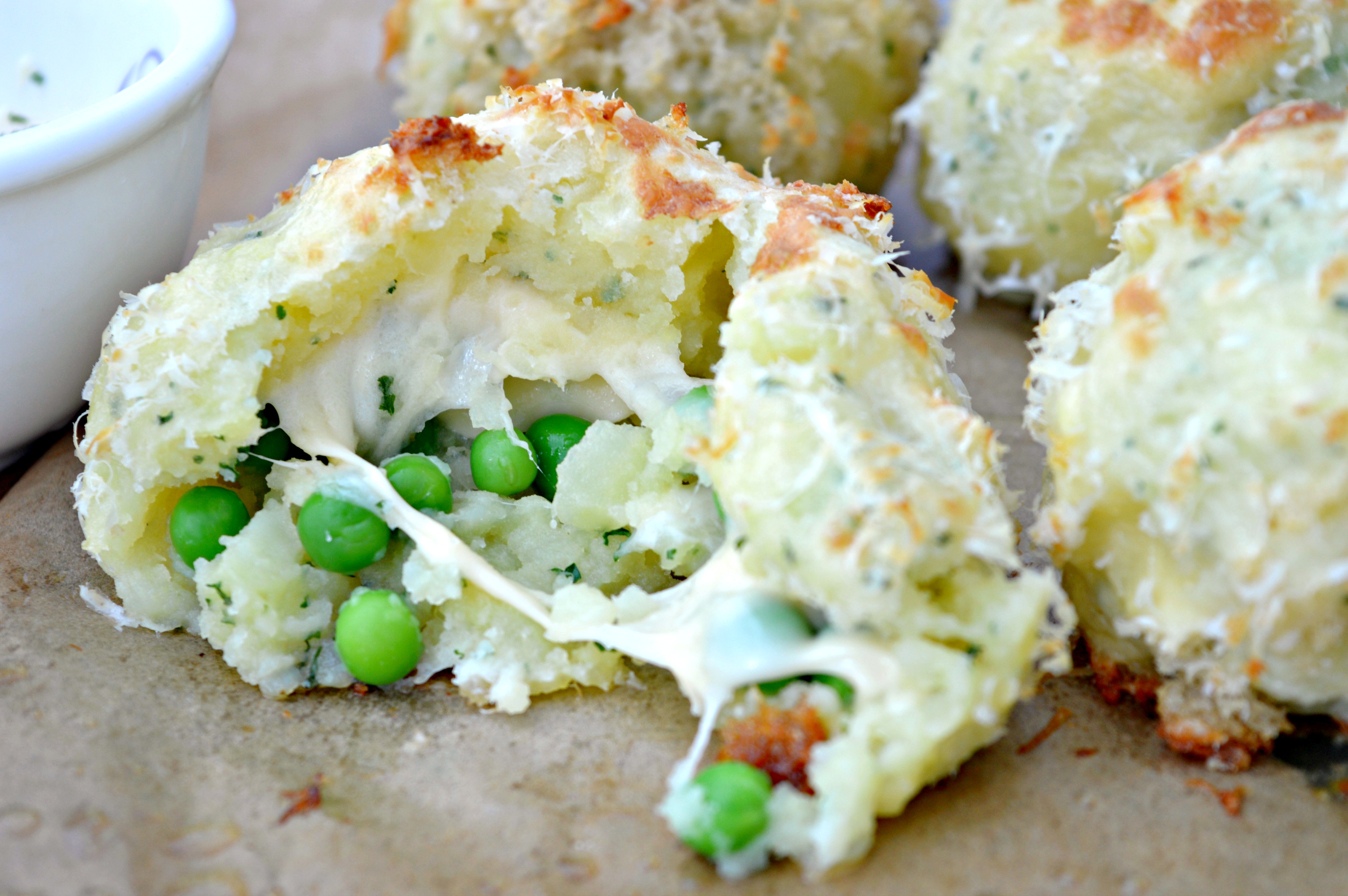Cheese & Peas Potato Balls with Parmesan Crust