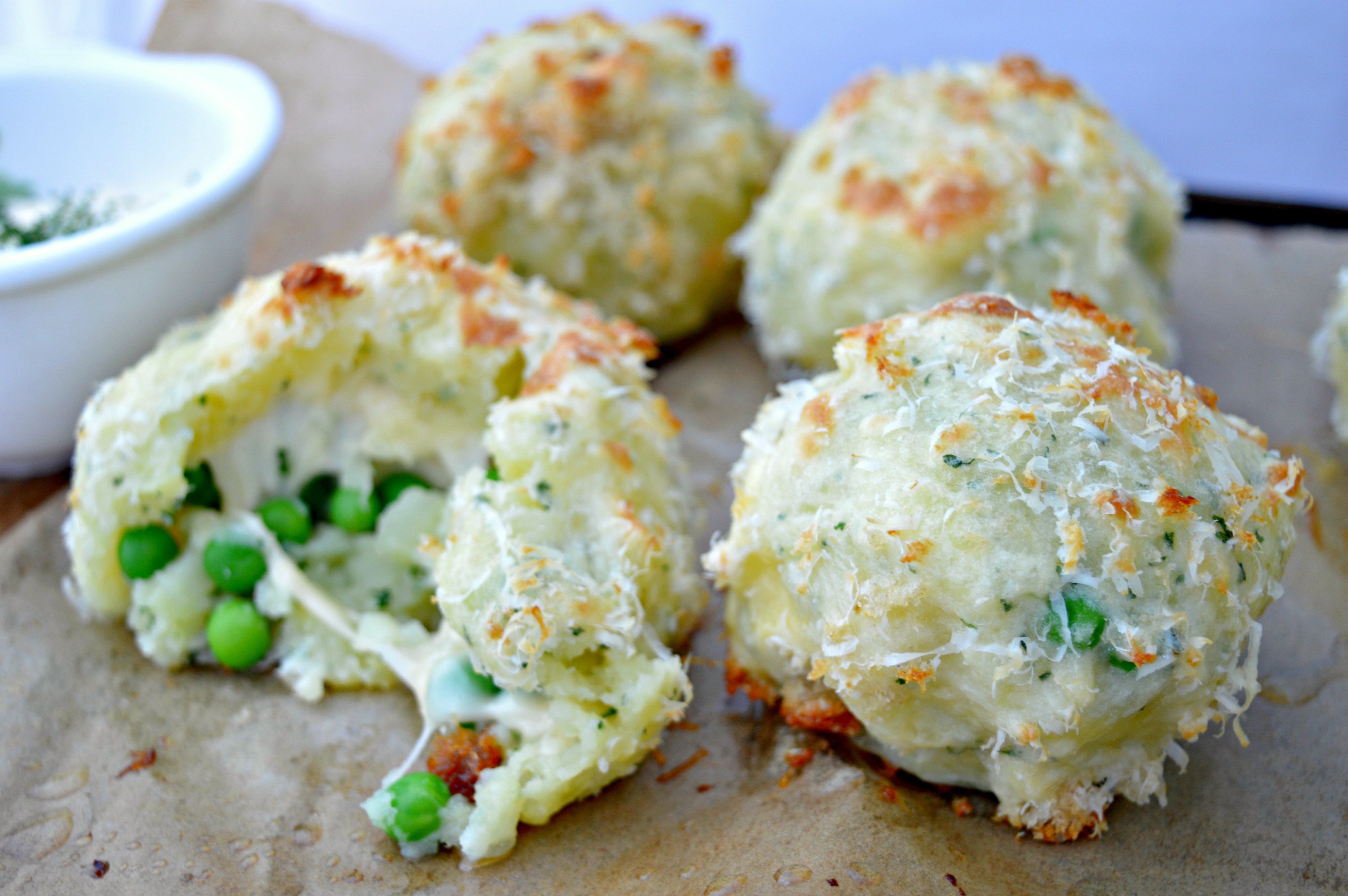 Cheese & Peas Potato Balls with Parmesan Crust