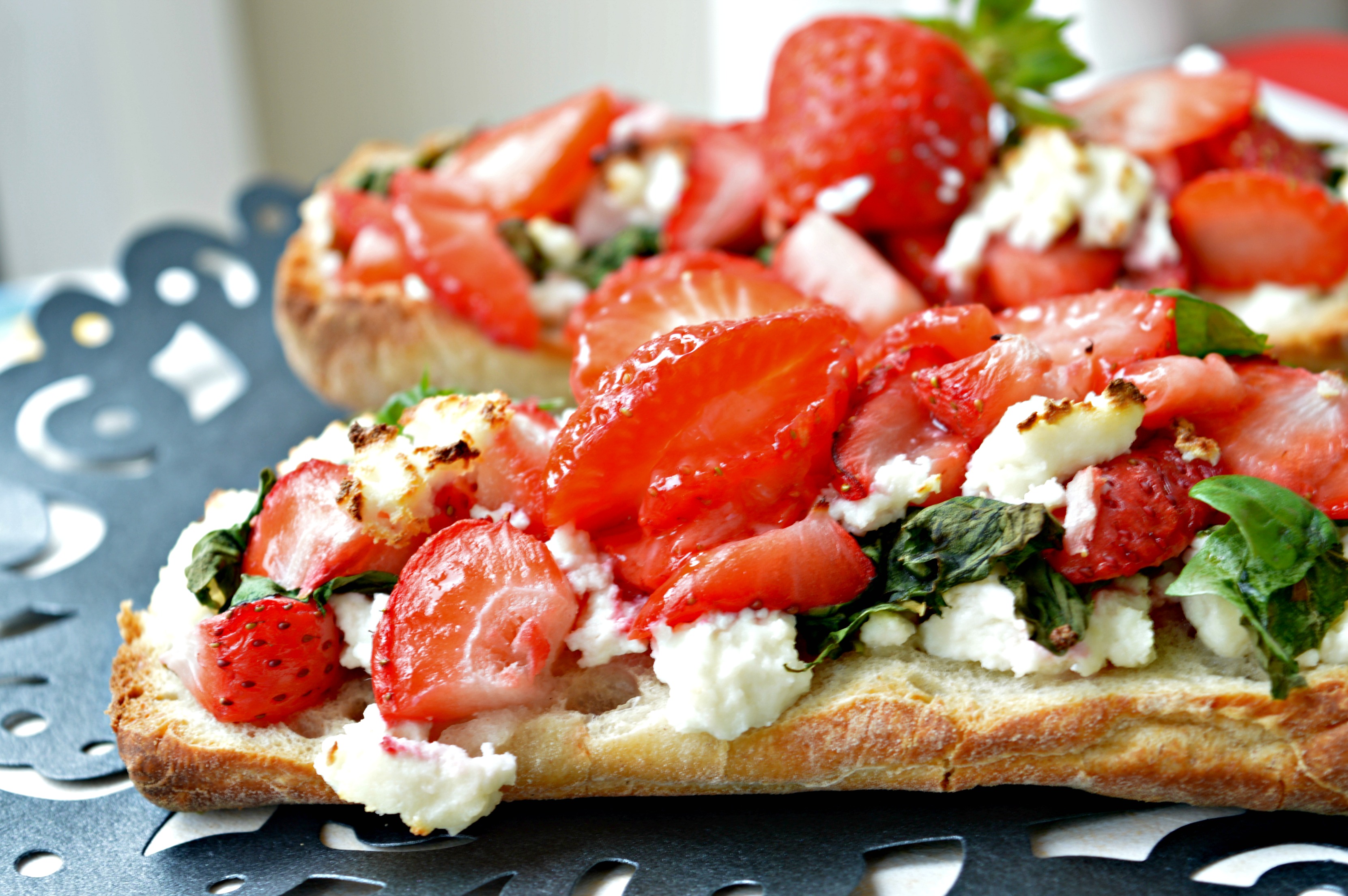 Strawberry Bruschetta with Panner