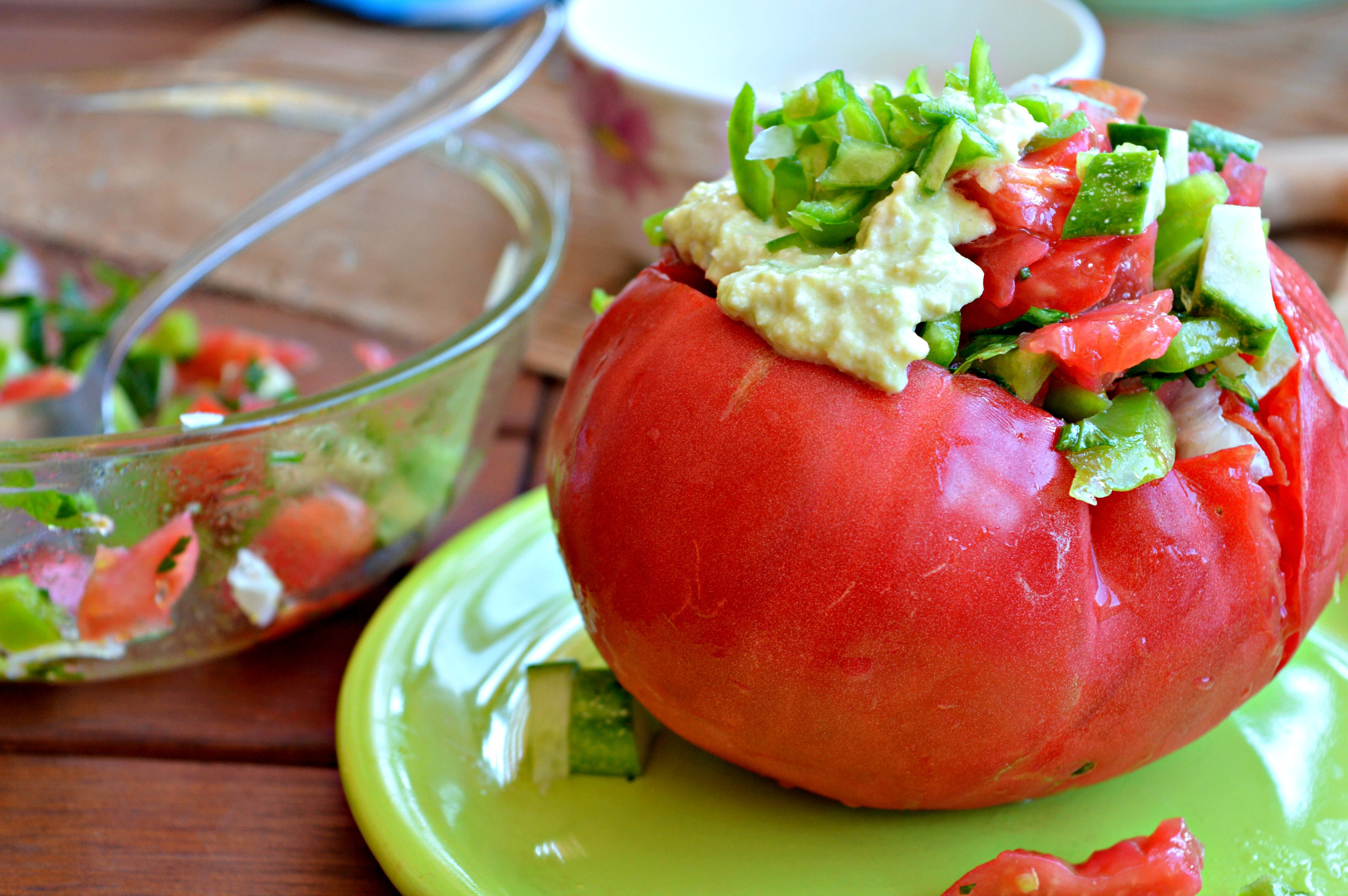 Raw Vegan Stuffed Tomatoes
