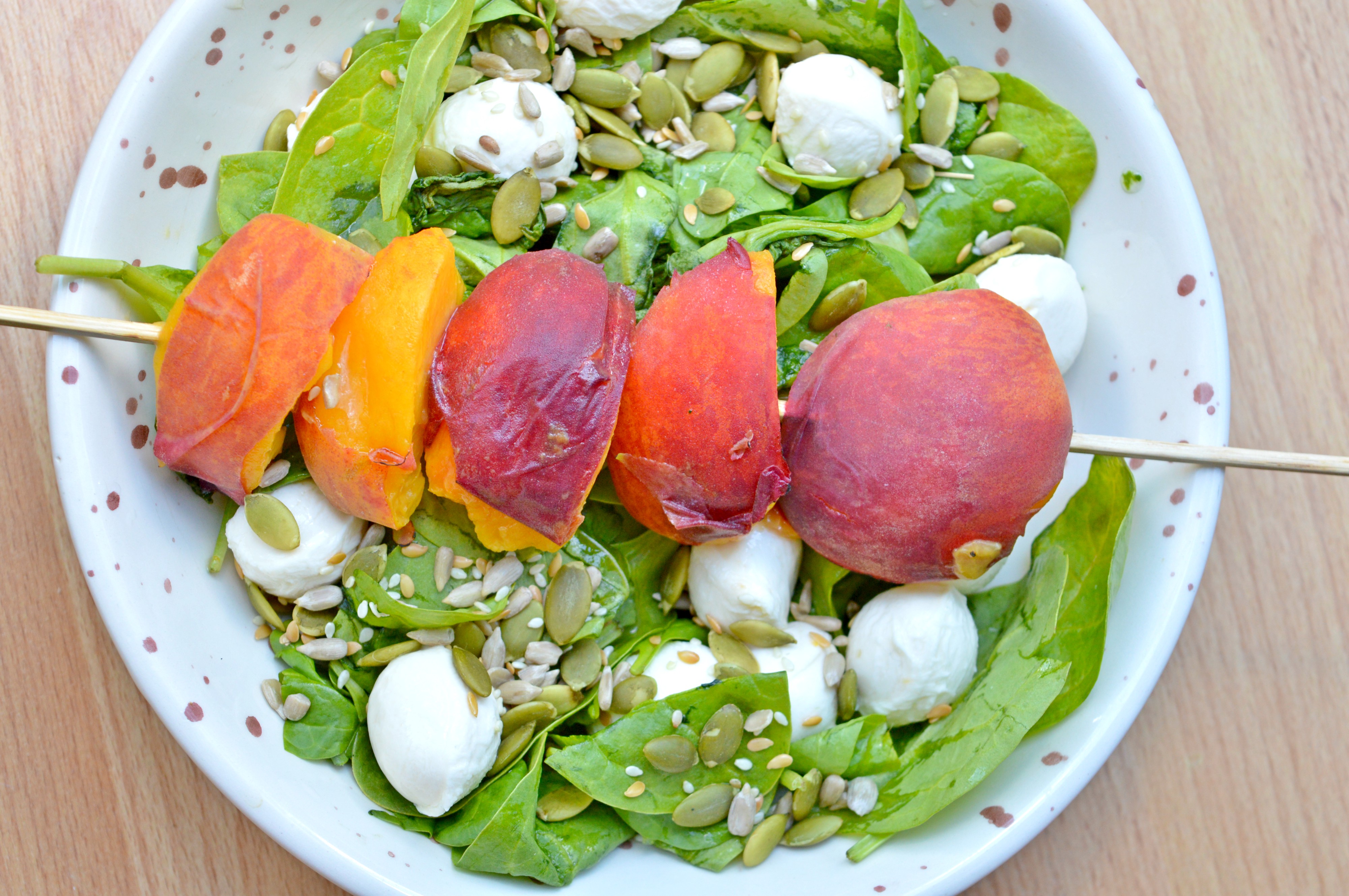 Peach, Mozzarella & Spinach Salad