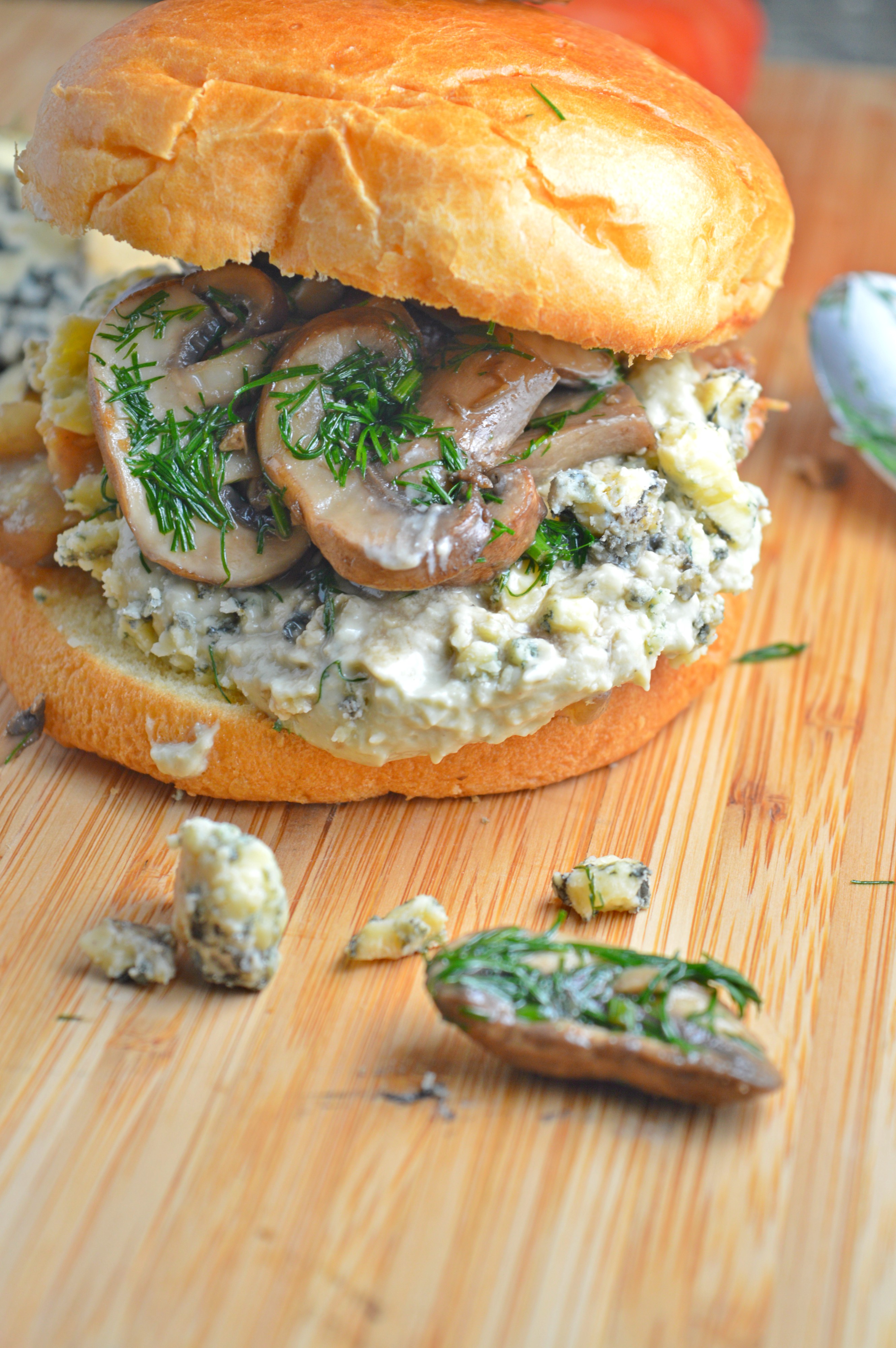 Blue Cheese & Mushrooms Chicken Burger