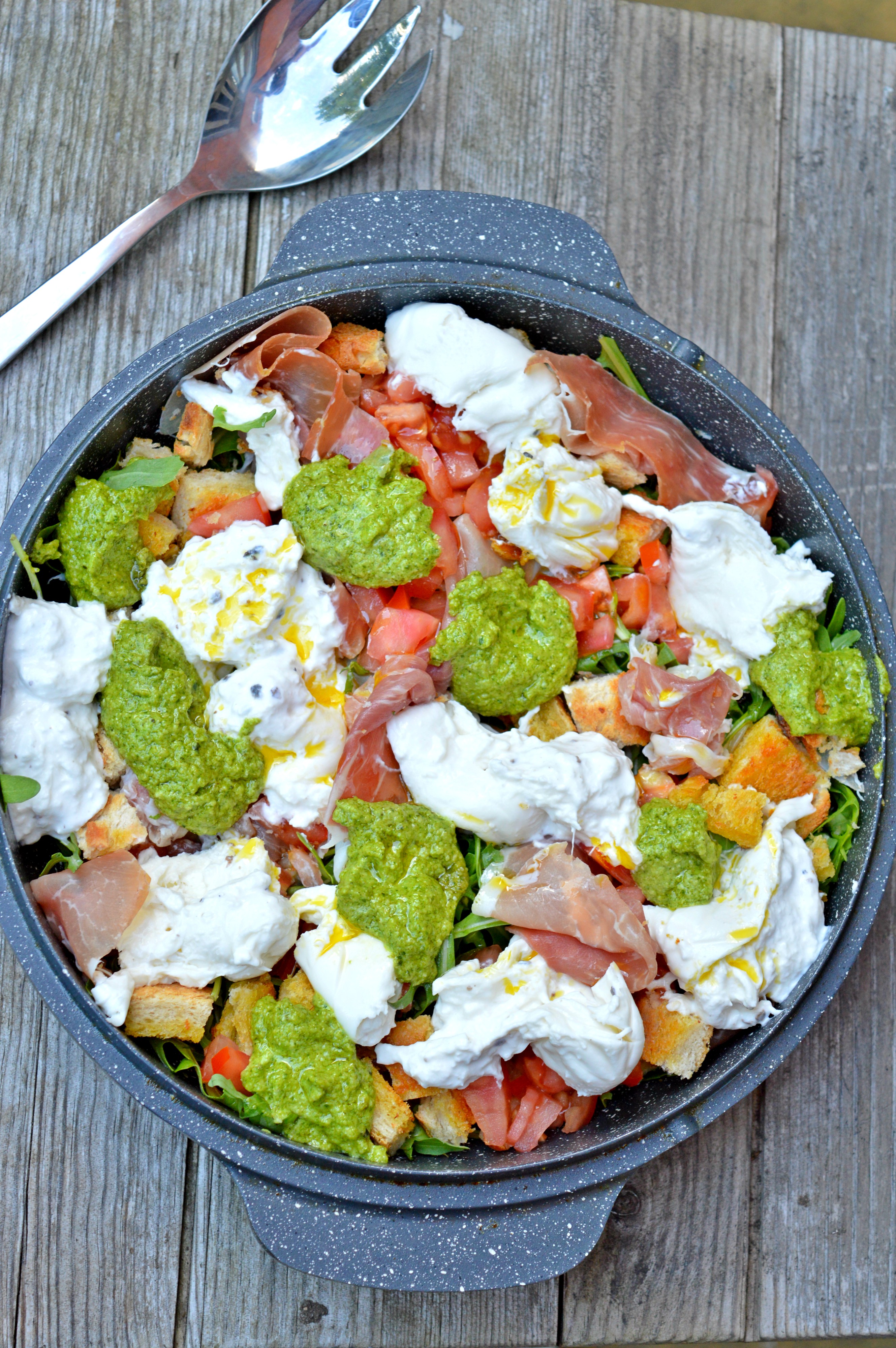 Truffle Burrata, Prosciutto & Fresh Pesto Salad