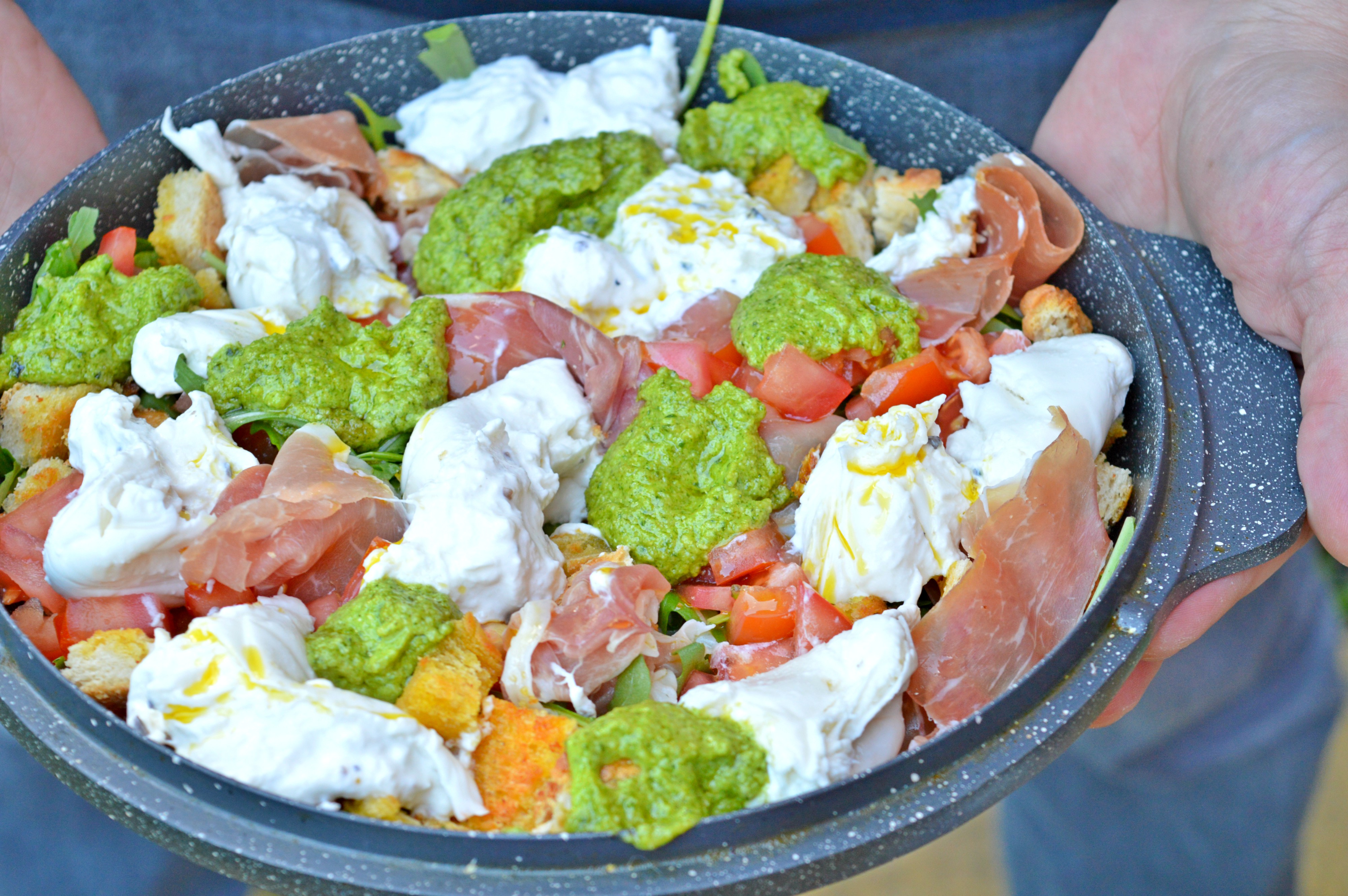 Truffle Burrata, Prosciutto & Fresh Pesto Salad