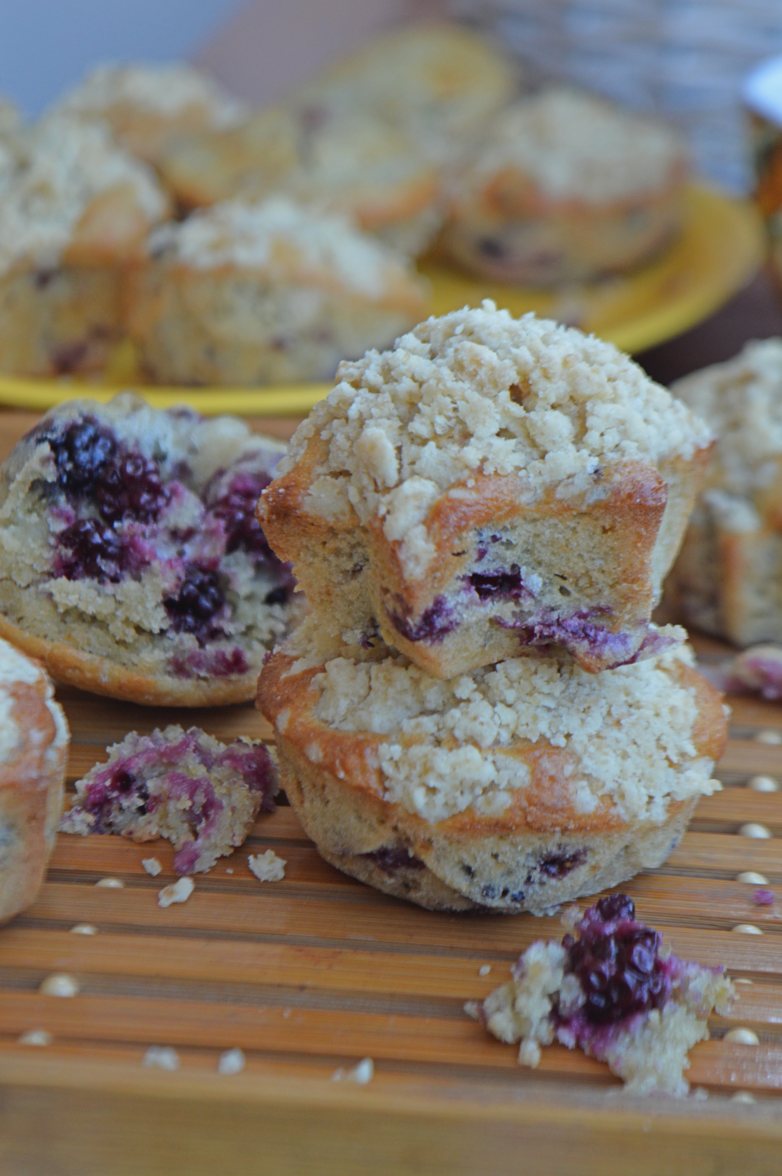 Easy Blackberry Streusel Muffins