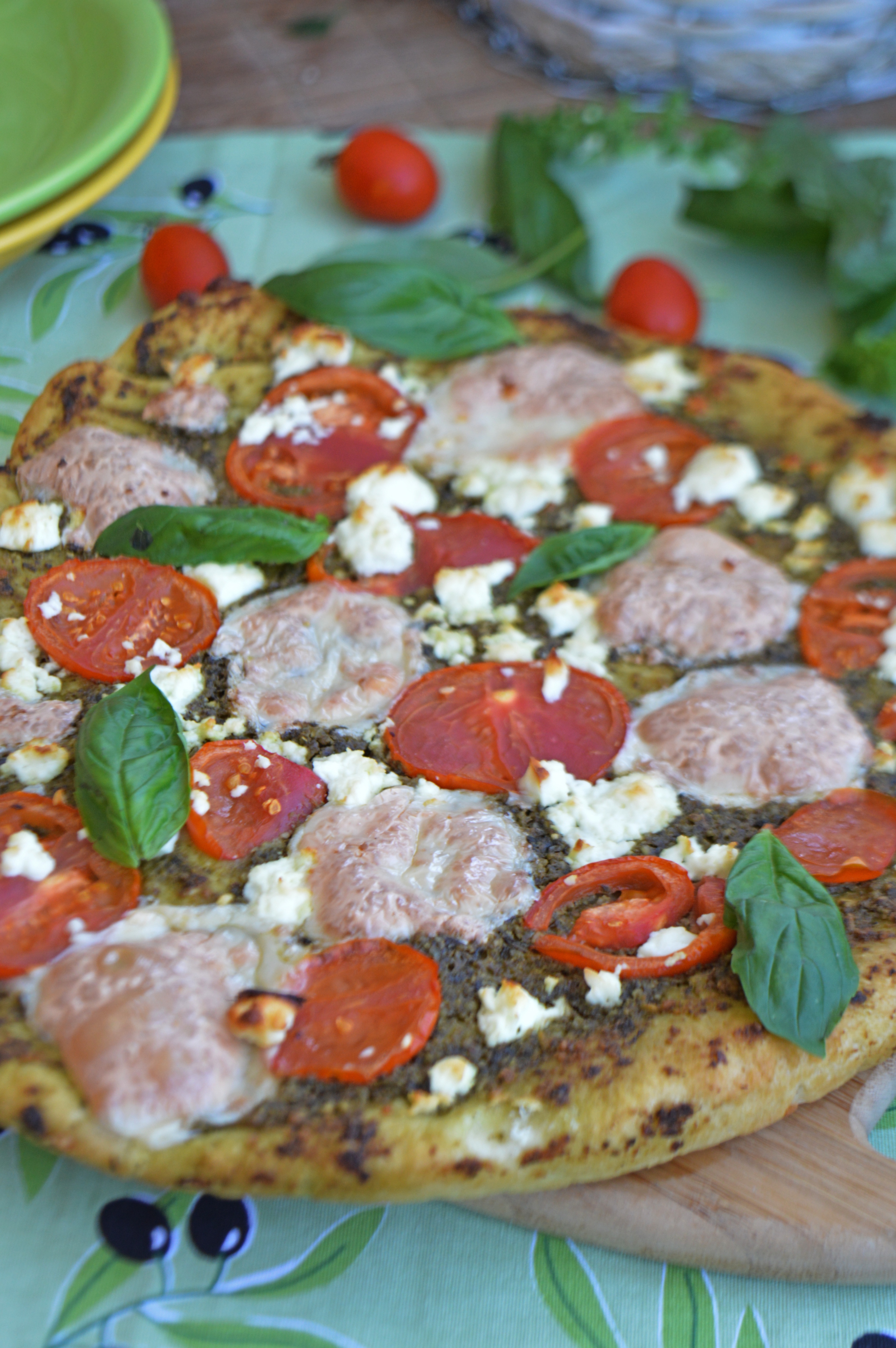 Goat's Cheese & Pesto Pizza