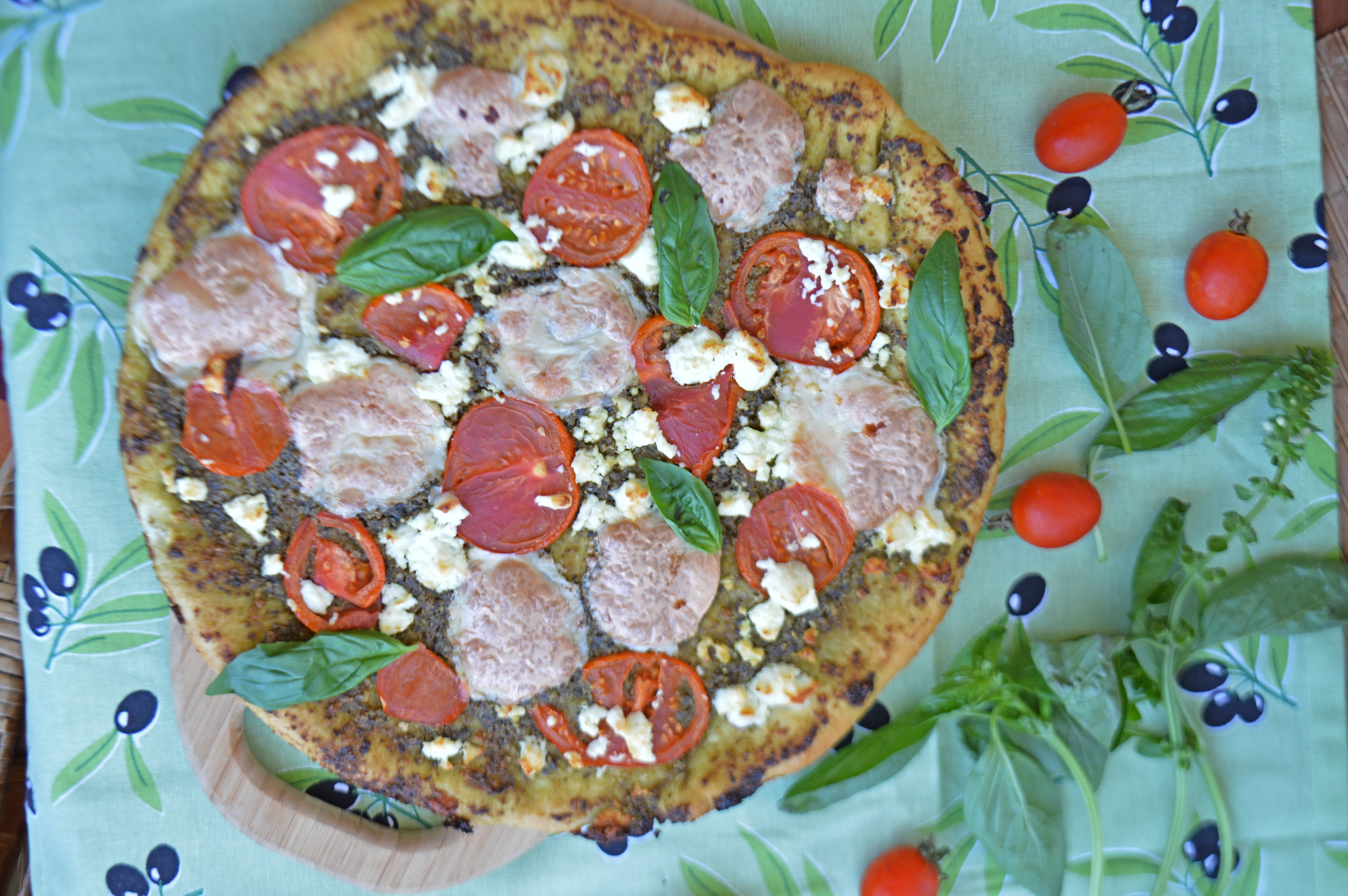 Goat's Cheese & Pesto Pizza