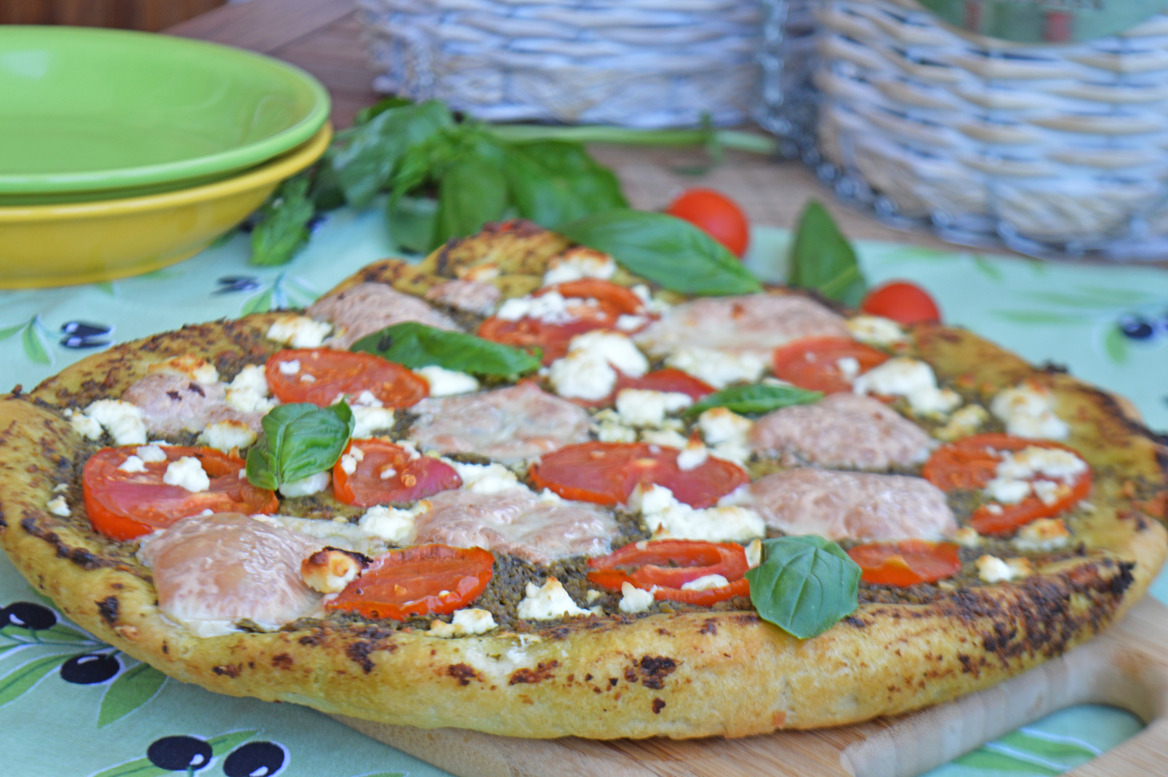 Goat's Cheese & Pesto Pizza