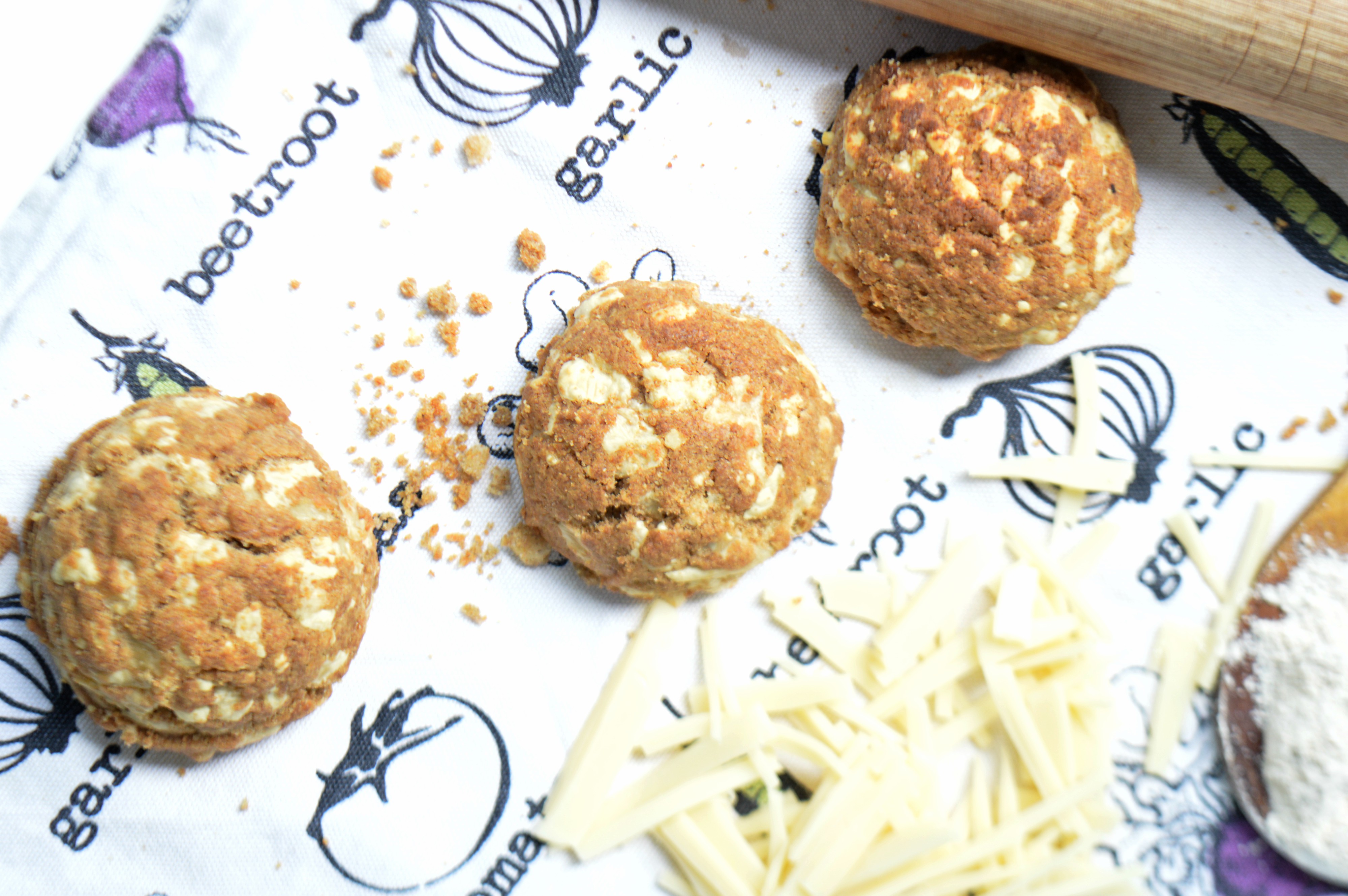 Emmental Spelt Cookies