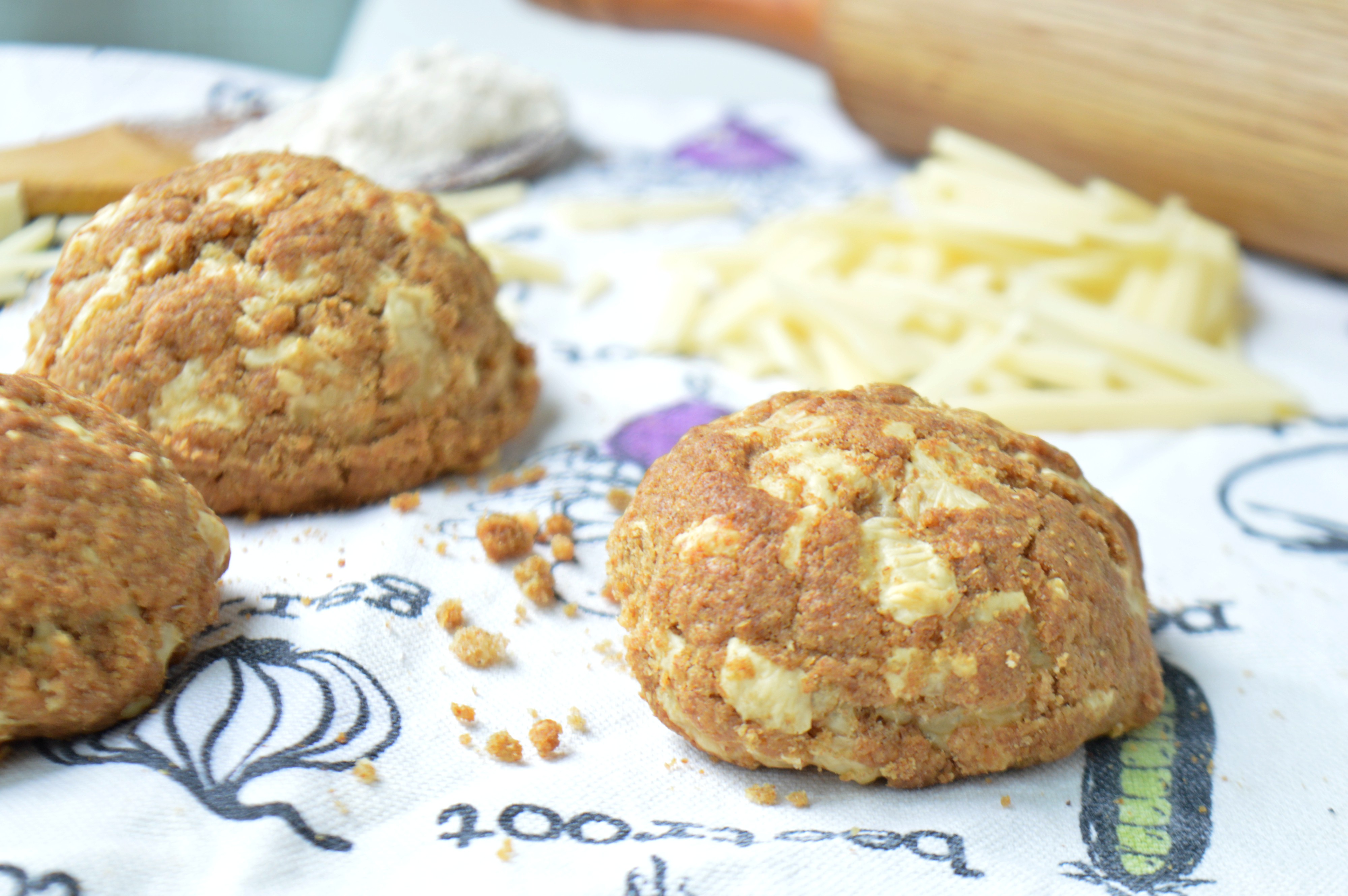 Emmental Spelt Cookies