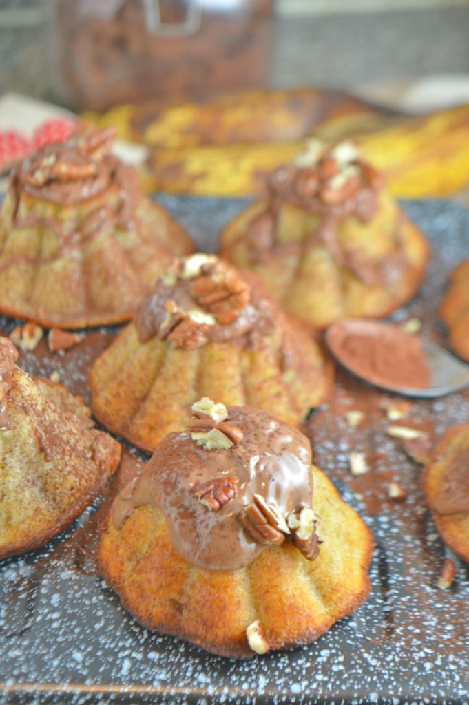 Banana Chocolate Mini Cakes
