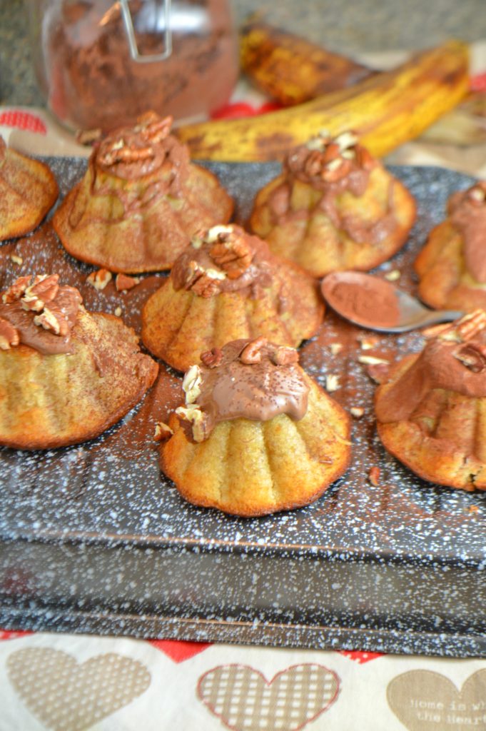 Banana Chocolate Mini Cakes