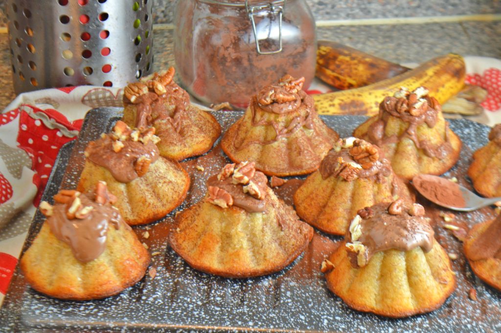 Banana Chocolate Mini Cakes