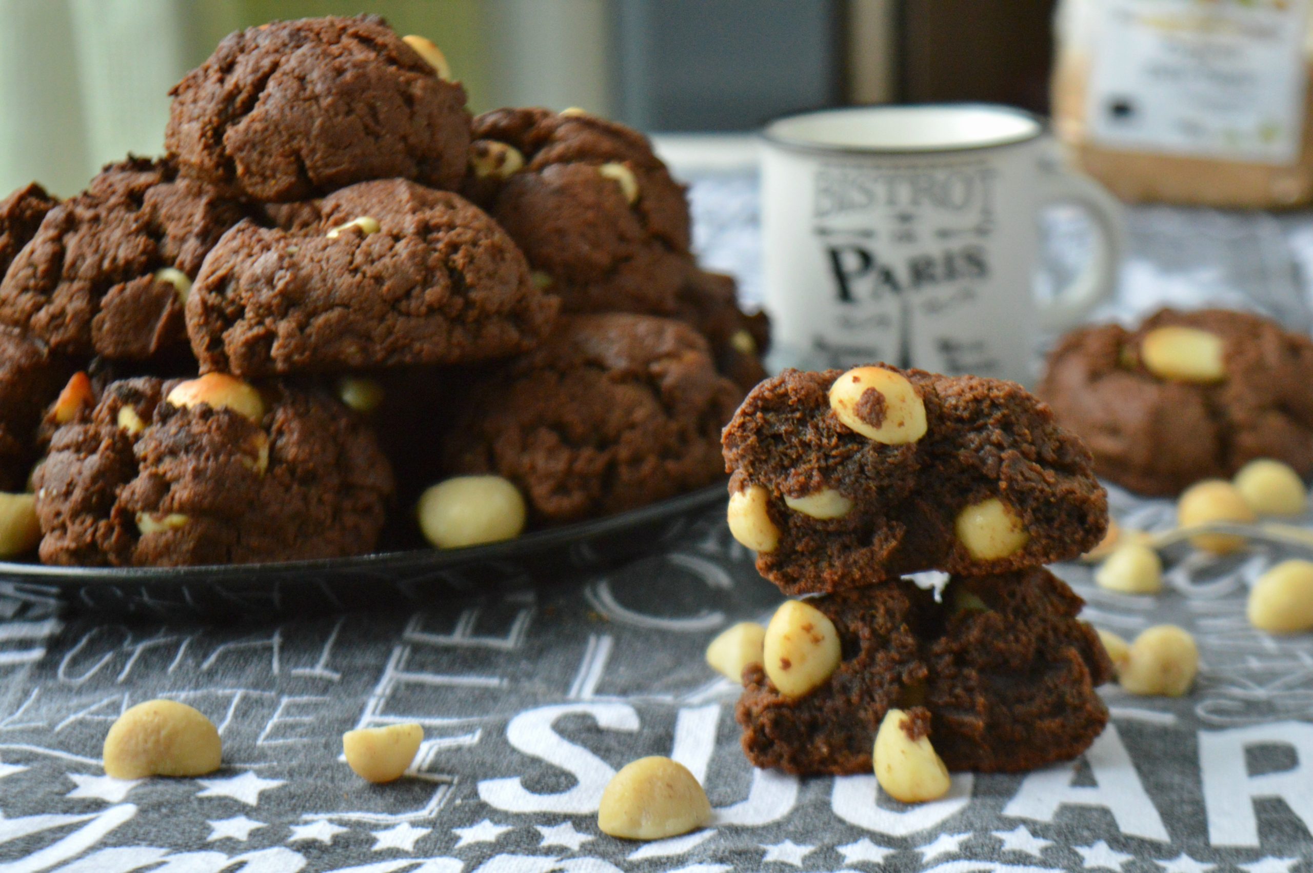 Healthy Macadamia Nut & Carob Powder Cookies