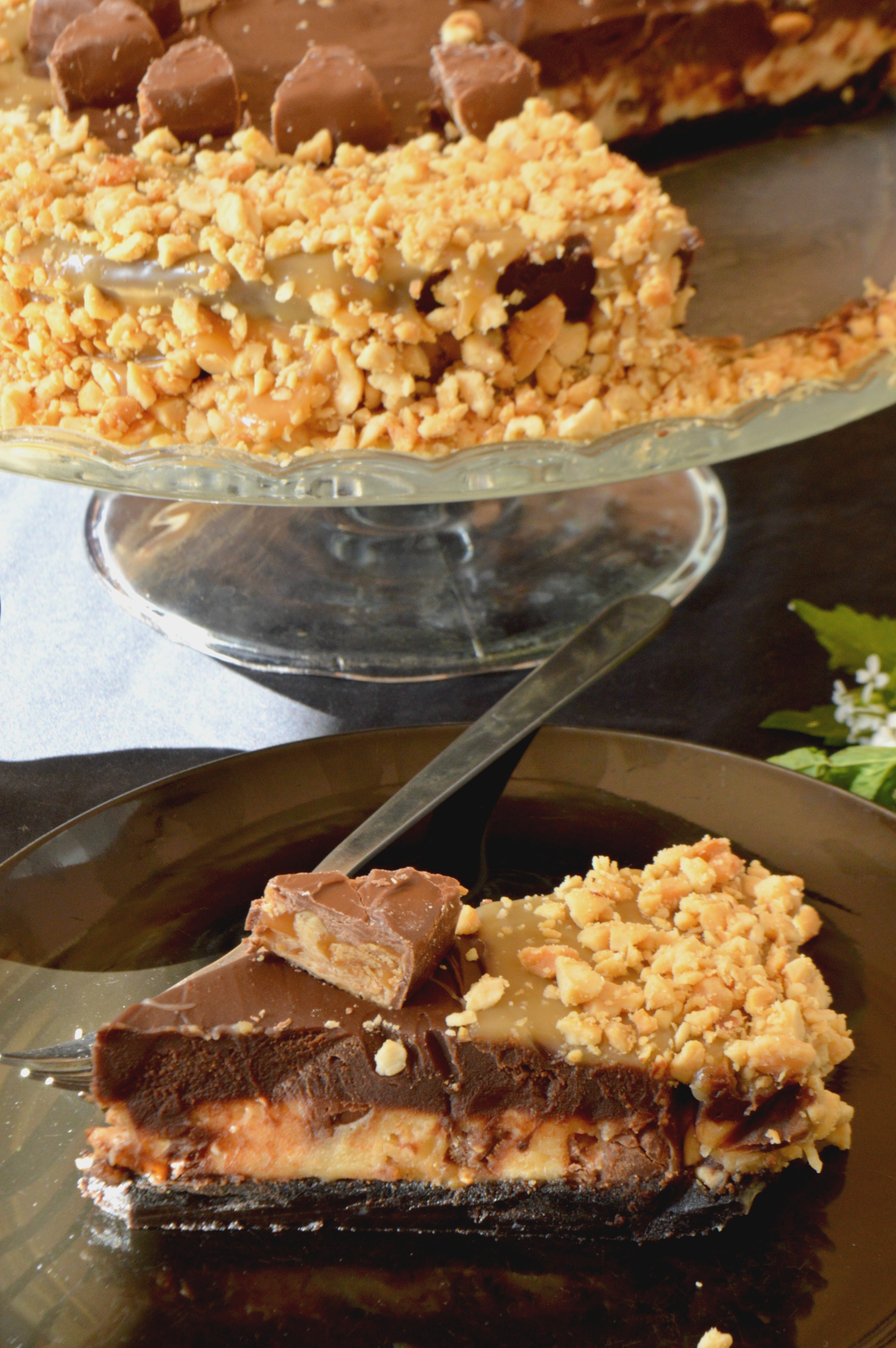 No Bake Snickers Cheesecake