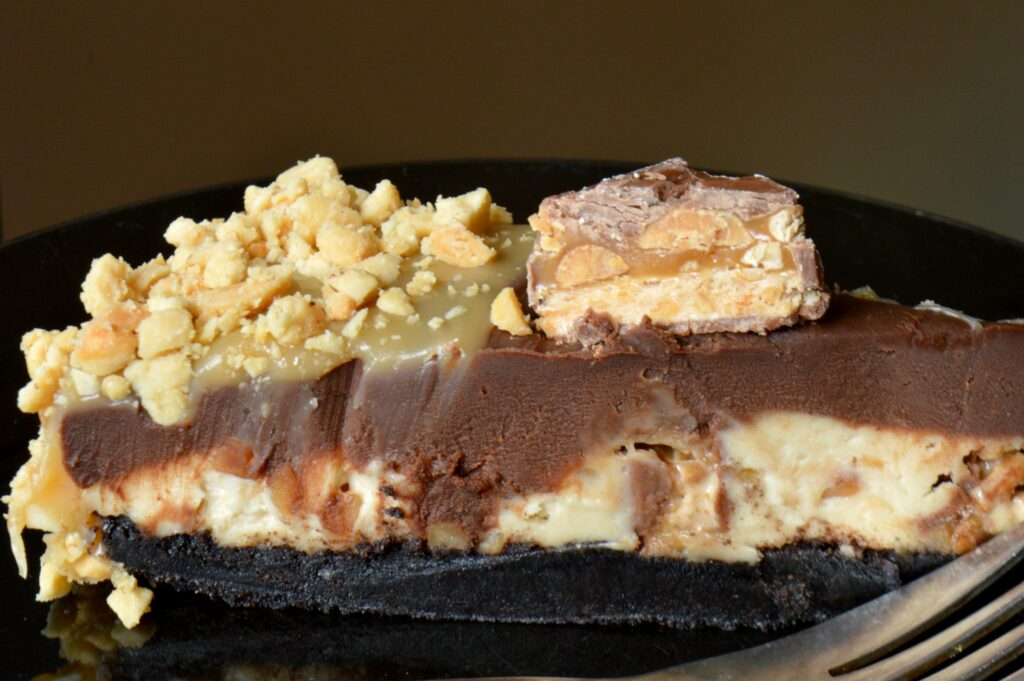 No Bake Snickers Cheesecake