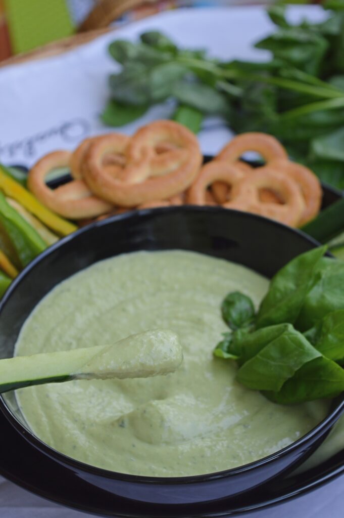 Creamy Basil Hummus
