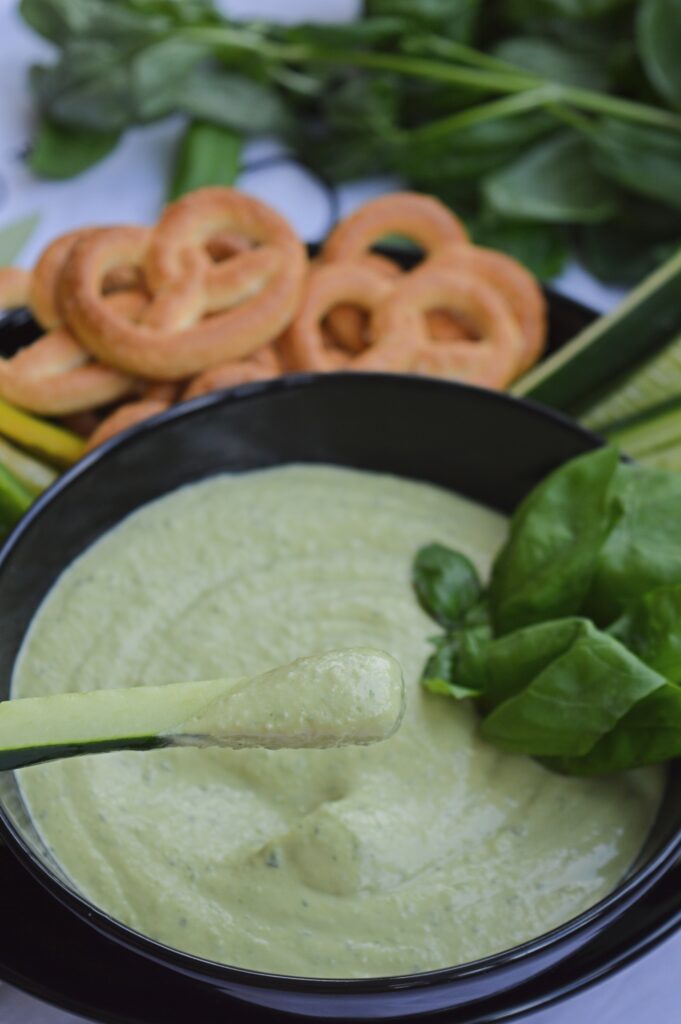 Creamy Basil Hummus