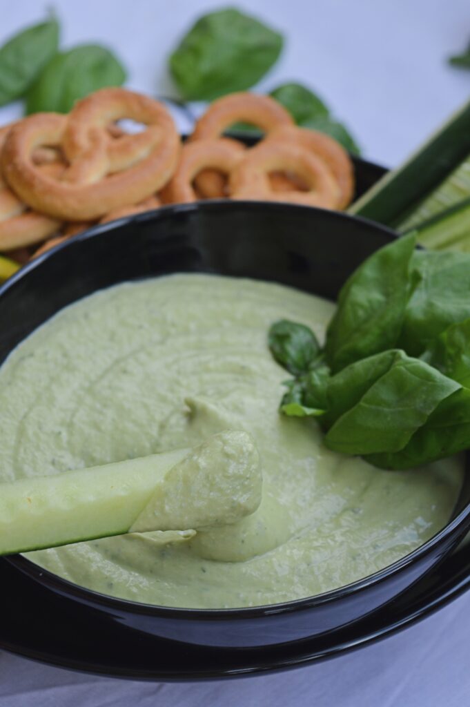 Creamy Basil Hummus