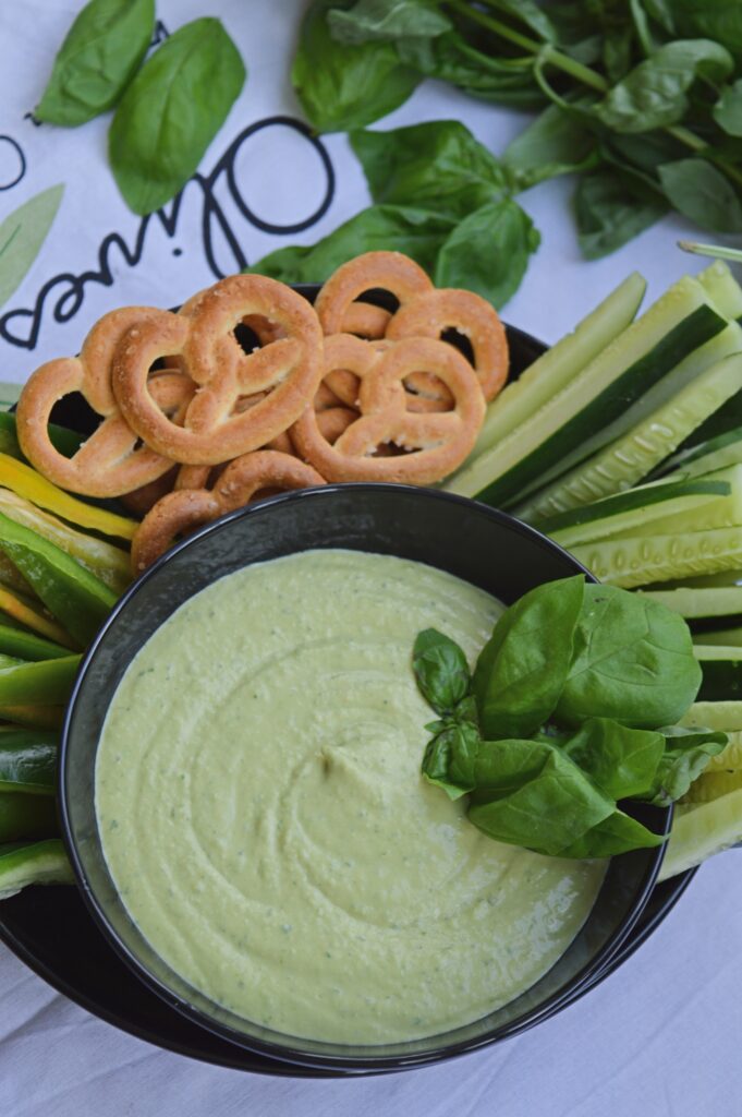 Creamy Basil Hummus
