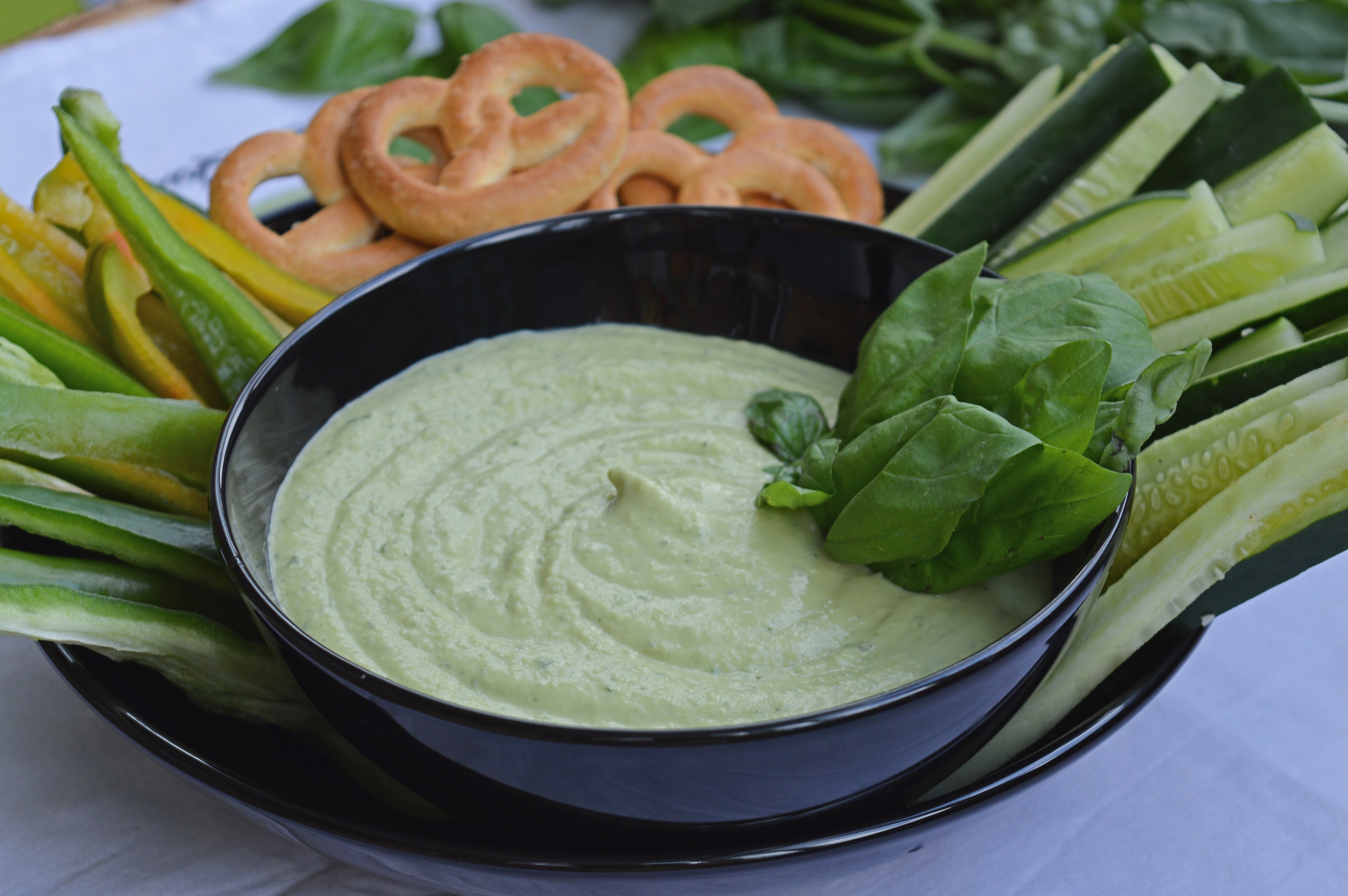 Creamy Basil Hummus