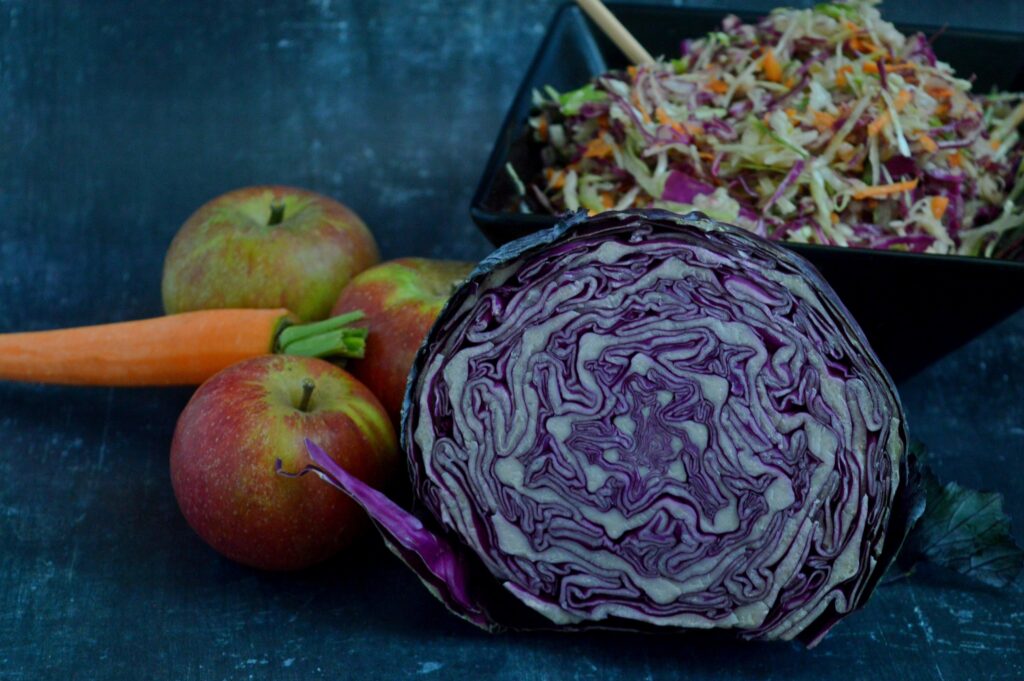Crunchy Apple & Cabbage Slaw