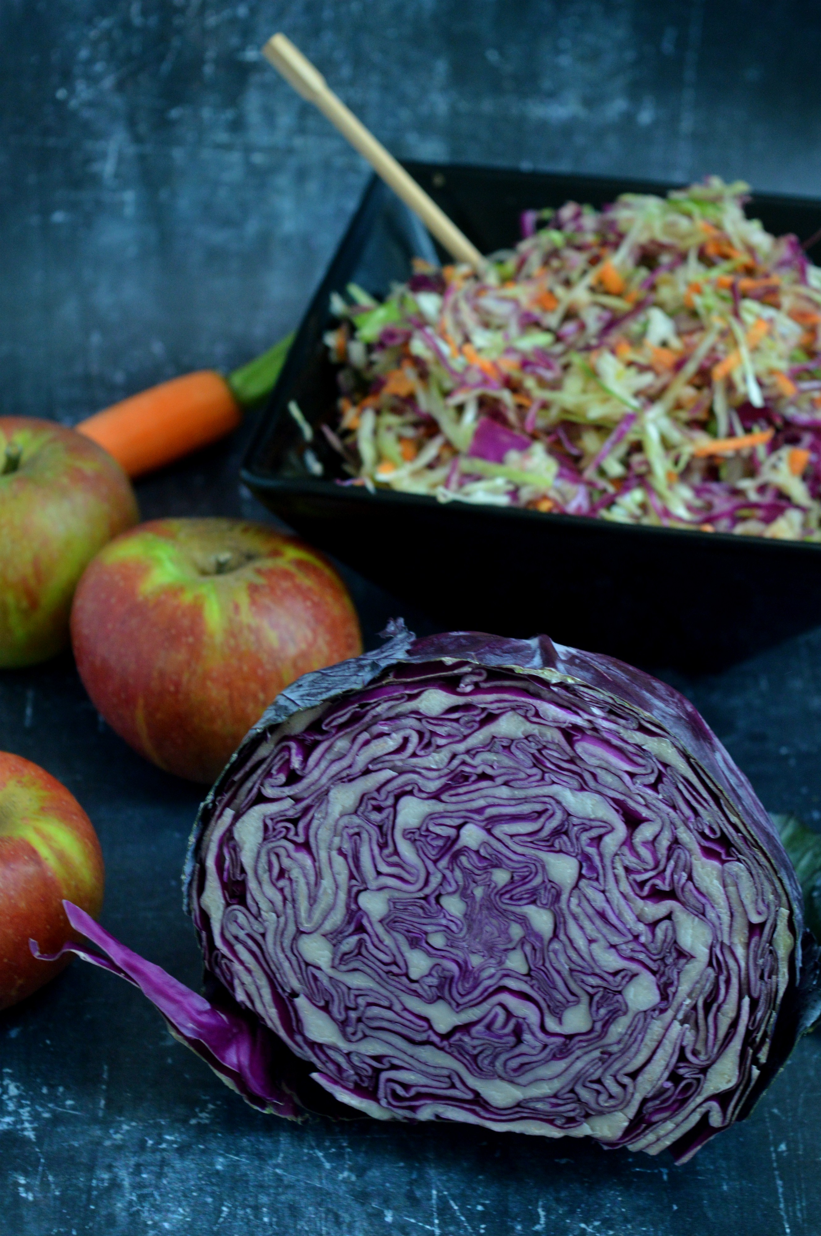Crunchy Apple & Cabbage Slaw