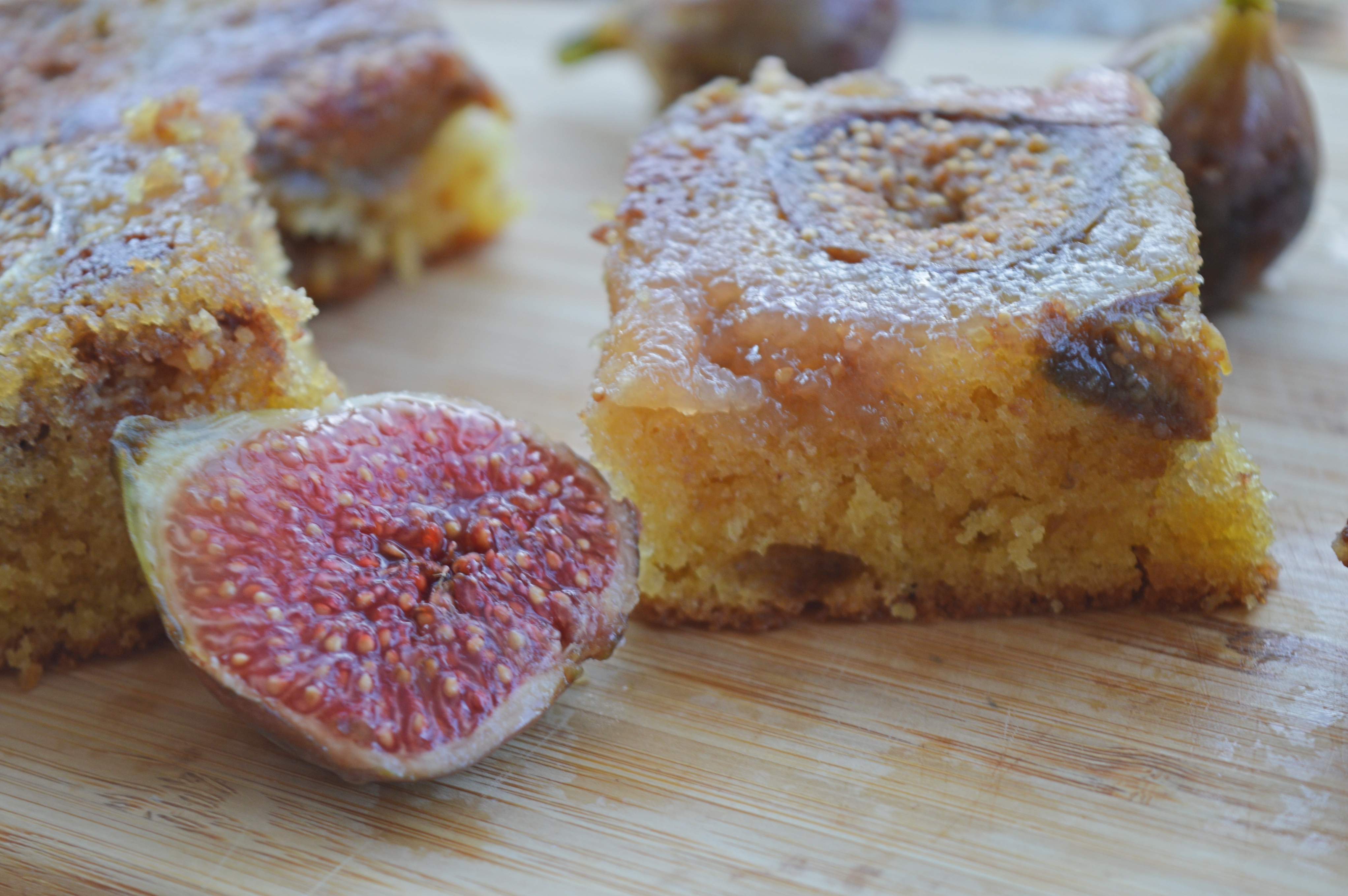 Fig & Chocolate Chip Traybake