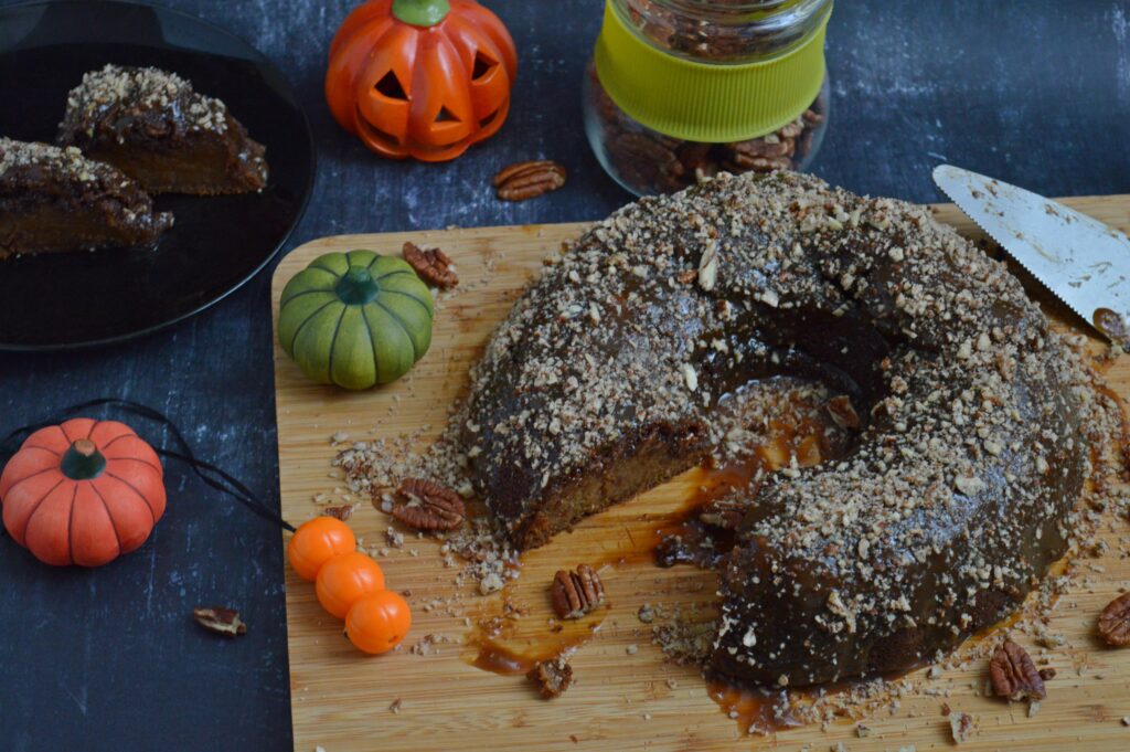 Easy Pumpkin Chocolate Cake