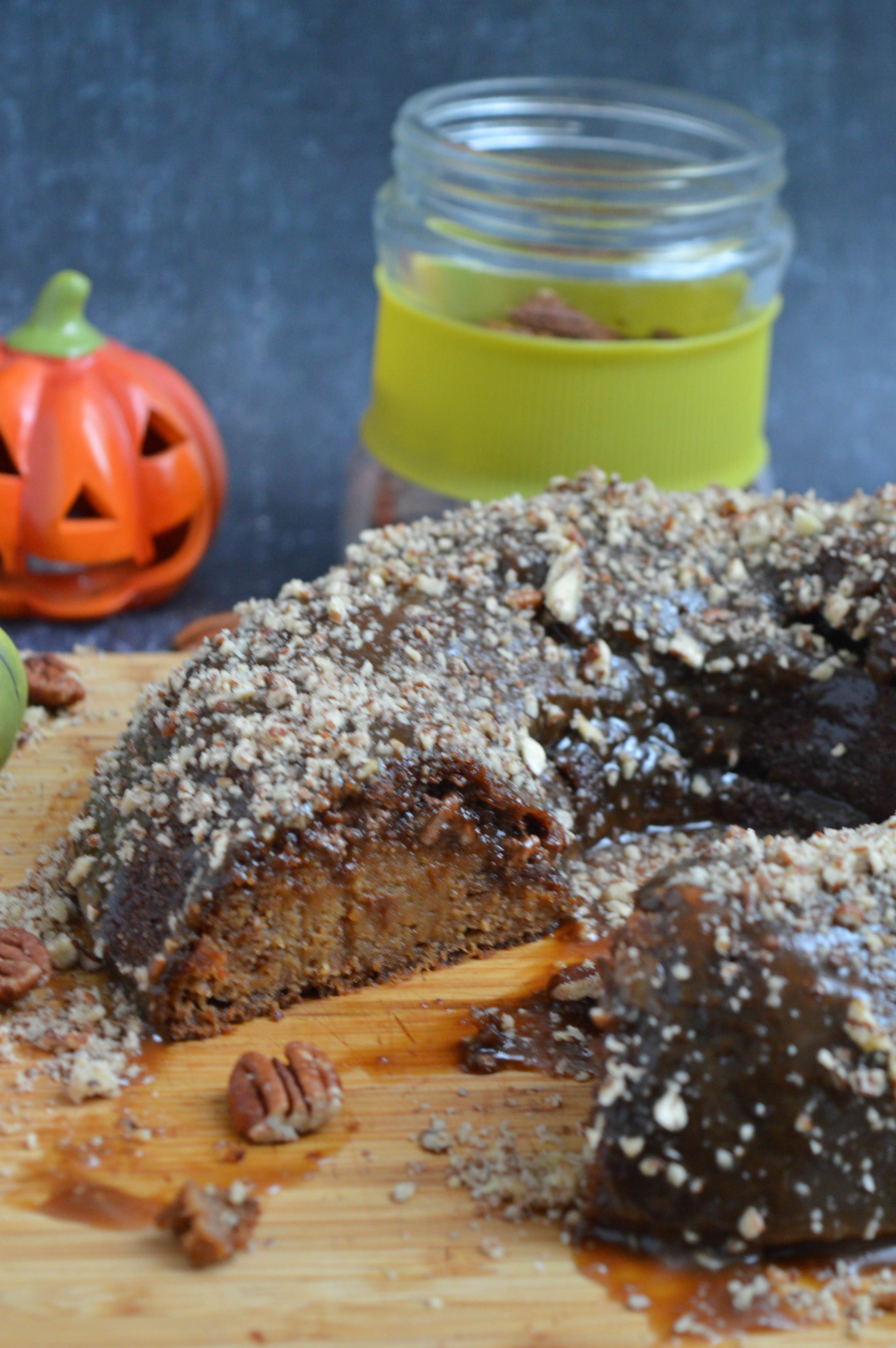 Easy Pumpkin Chocolate Cake