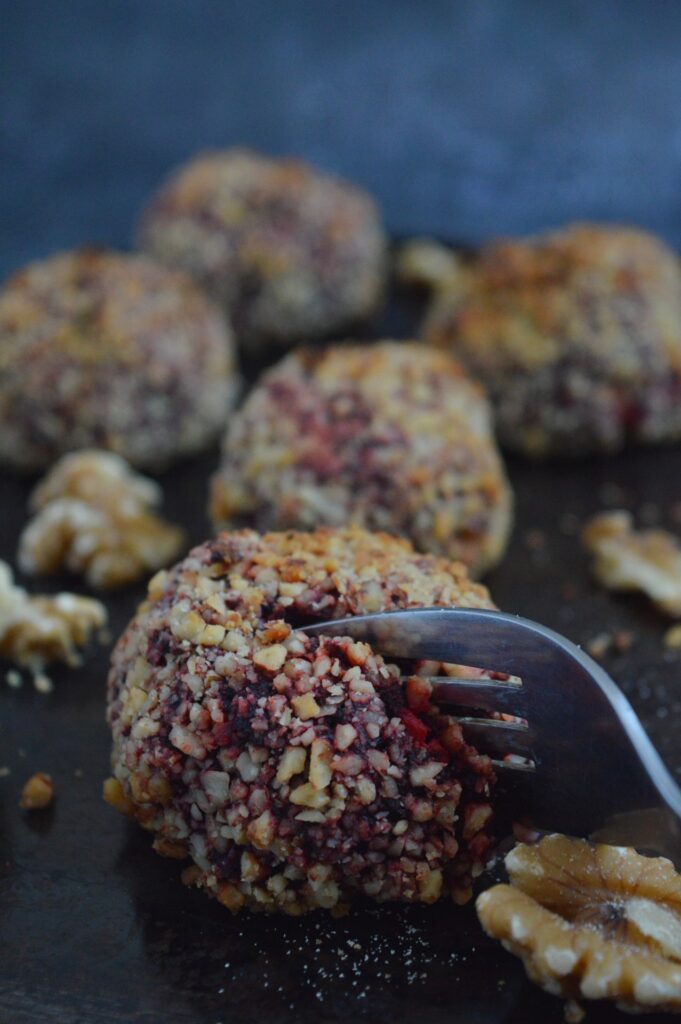 Baked Beetroot Goat Cheese Croquettes
