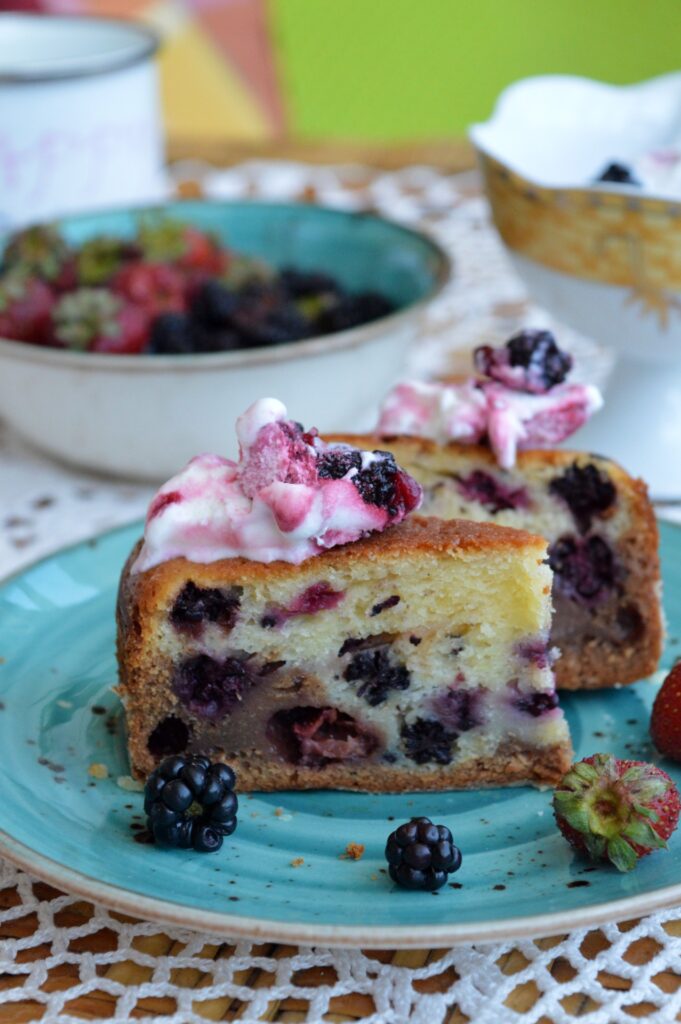 Blackberries & Wild Strawberries Pie