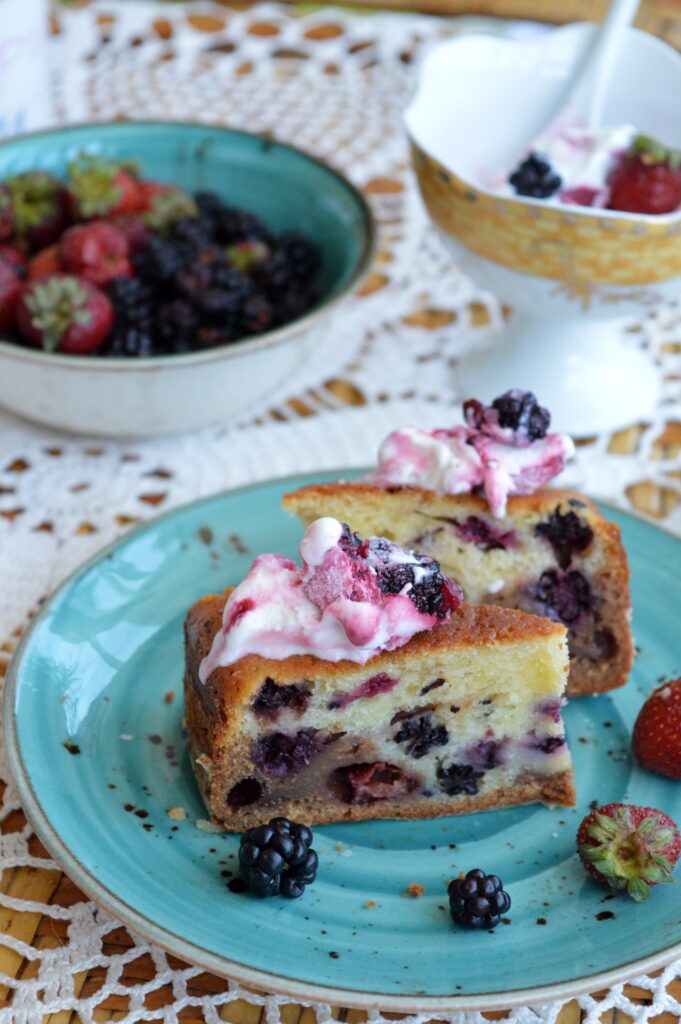 Blackberries & Wild Strawberries Pie