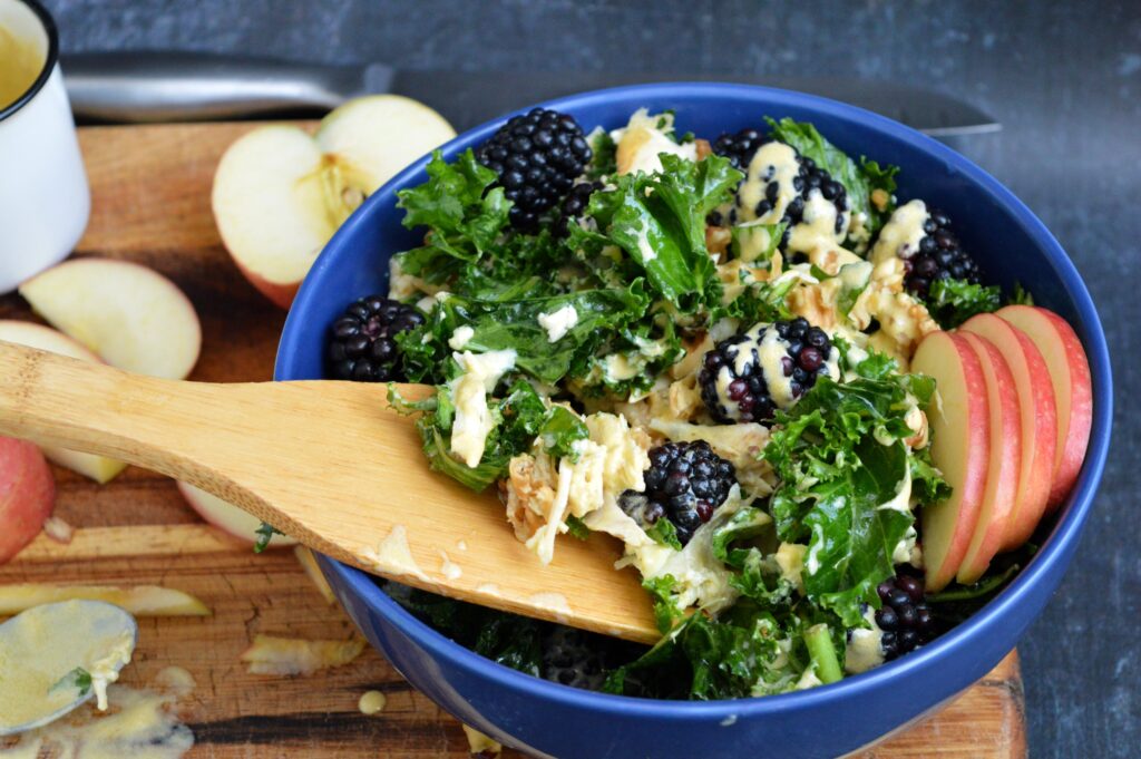 Blackberry Kale Salad with Chicken
