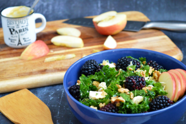 Blackberry Kale Salad with Chicken