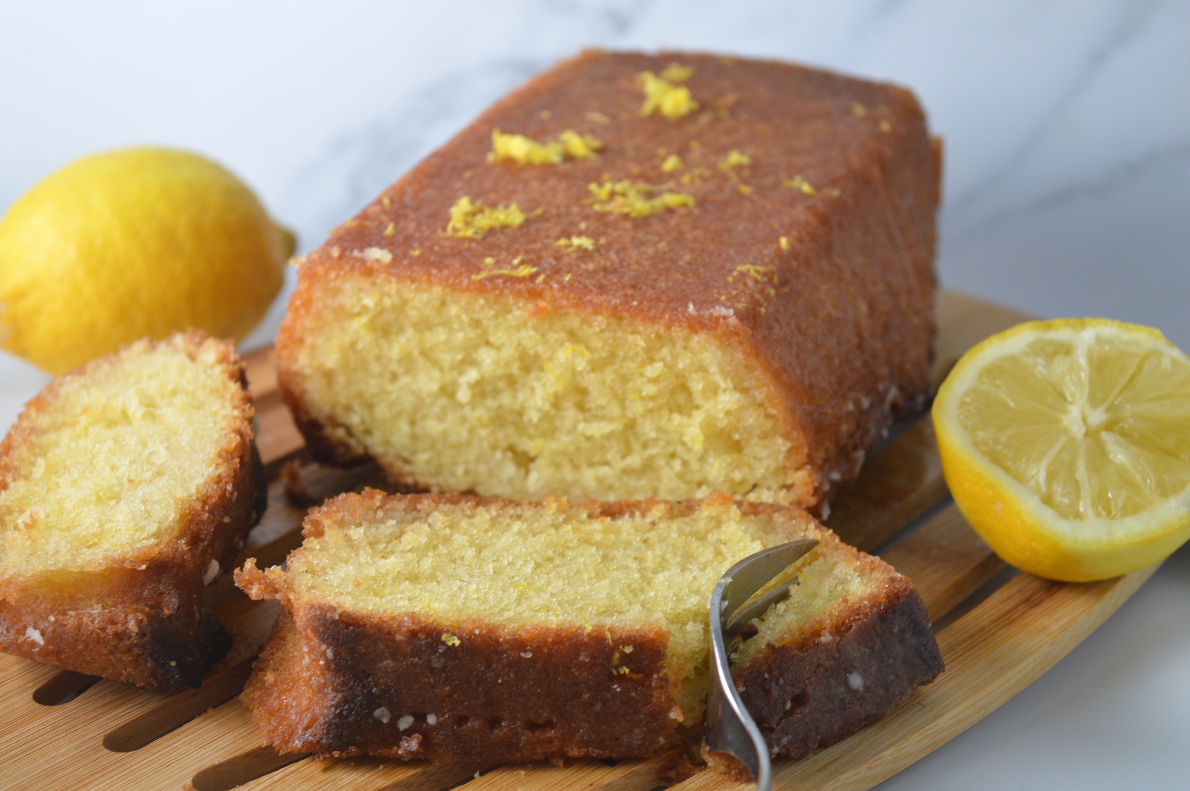 Best Lemon Drizzle Cake