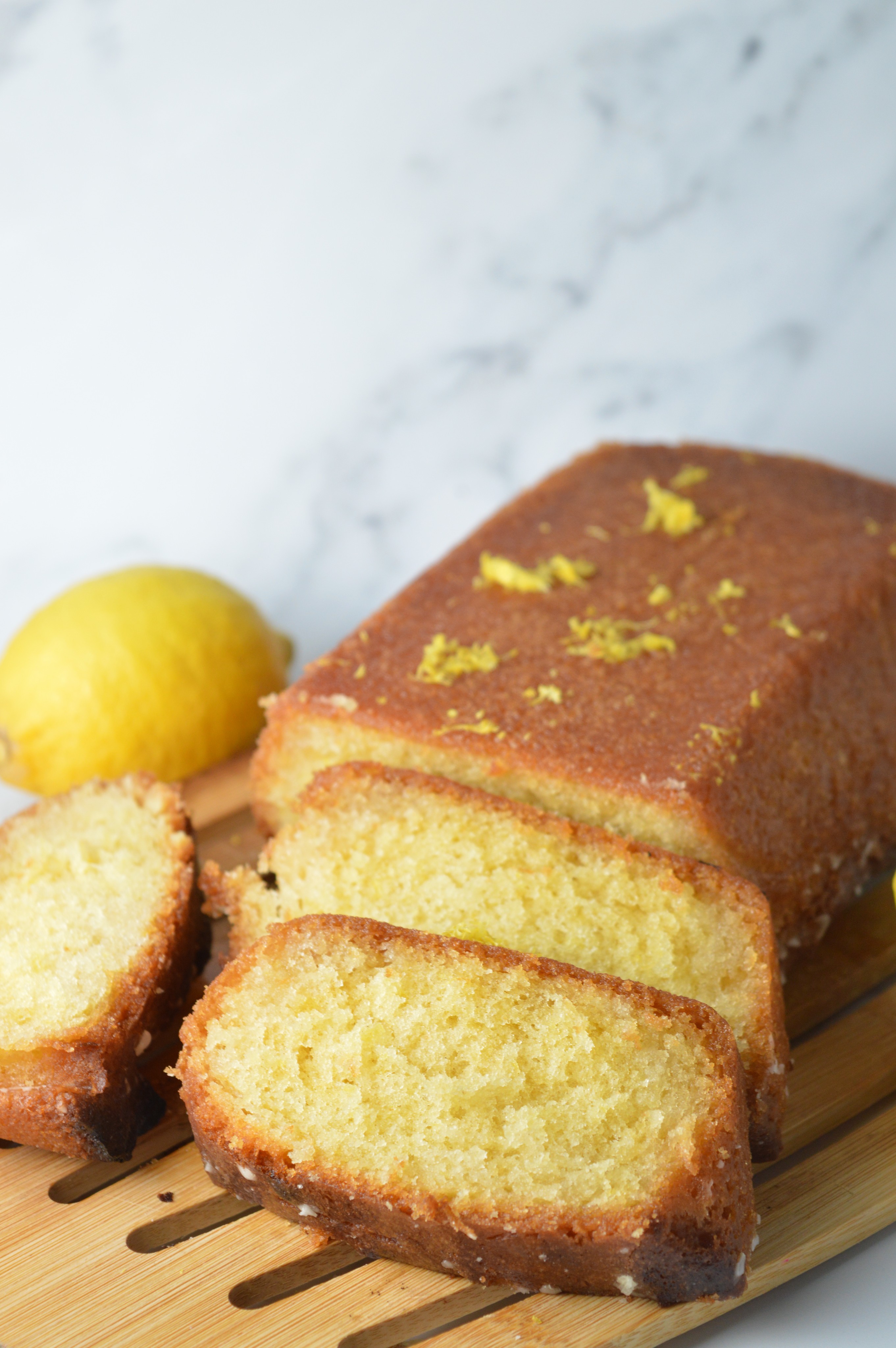 Best Lemon Drizzle Cake