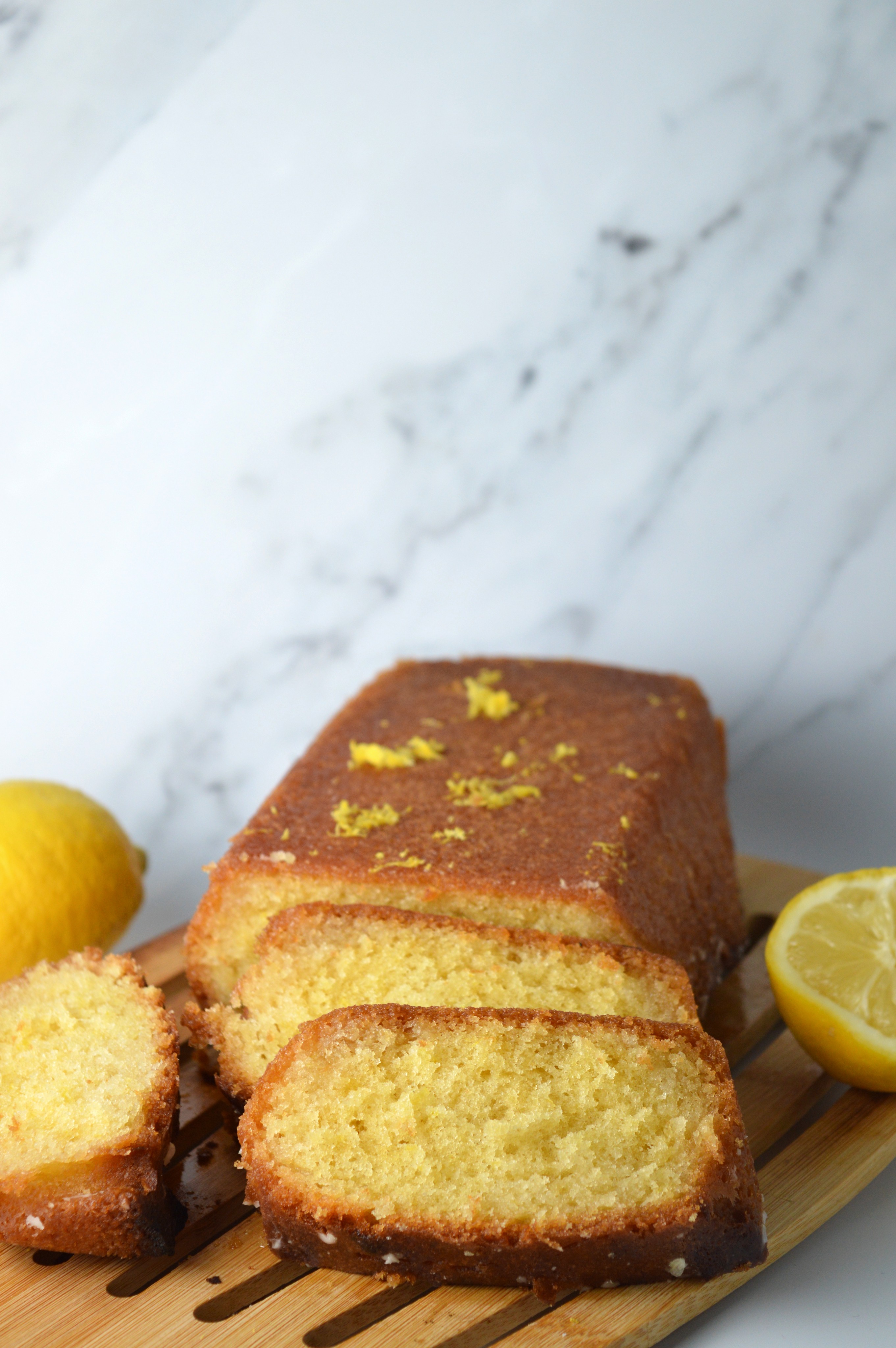 Best Lemon Drizzle Cake