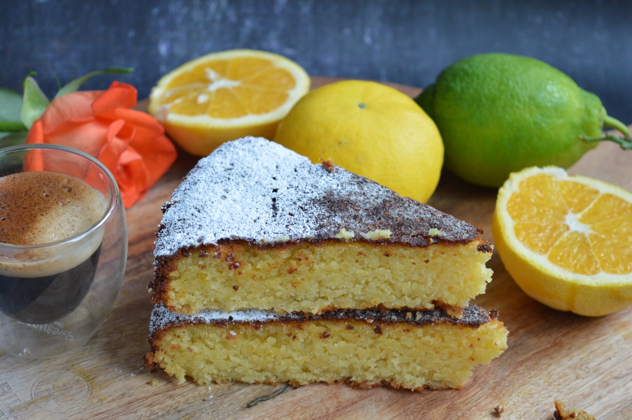 Torta Caprese al Limone