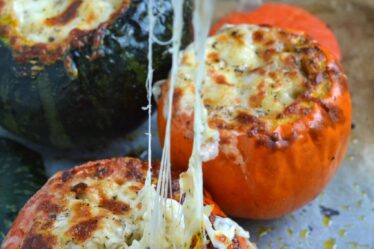 Macaroni Cheese Stuffed Pumpkins