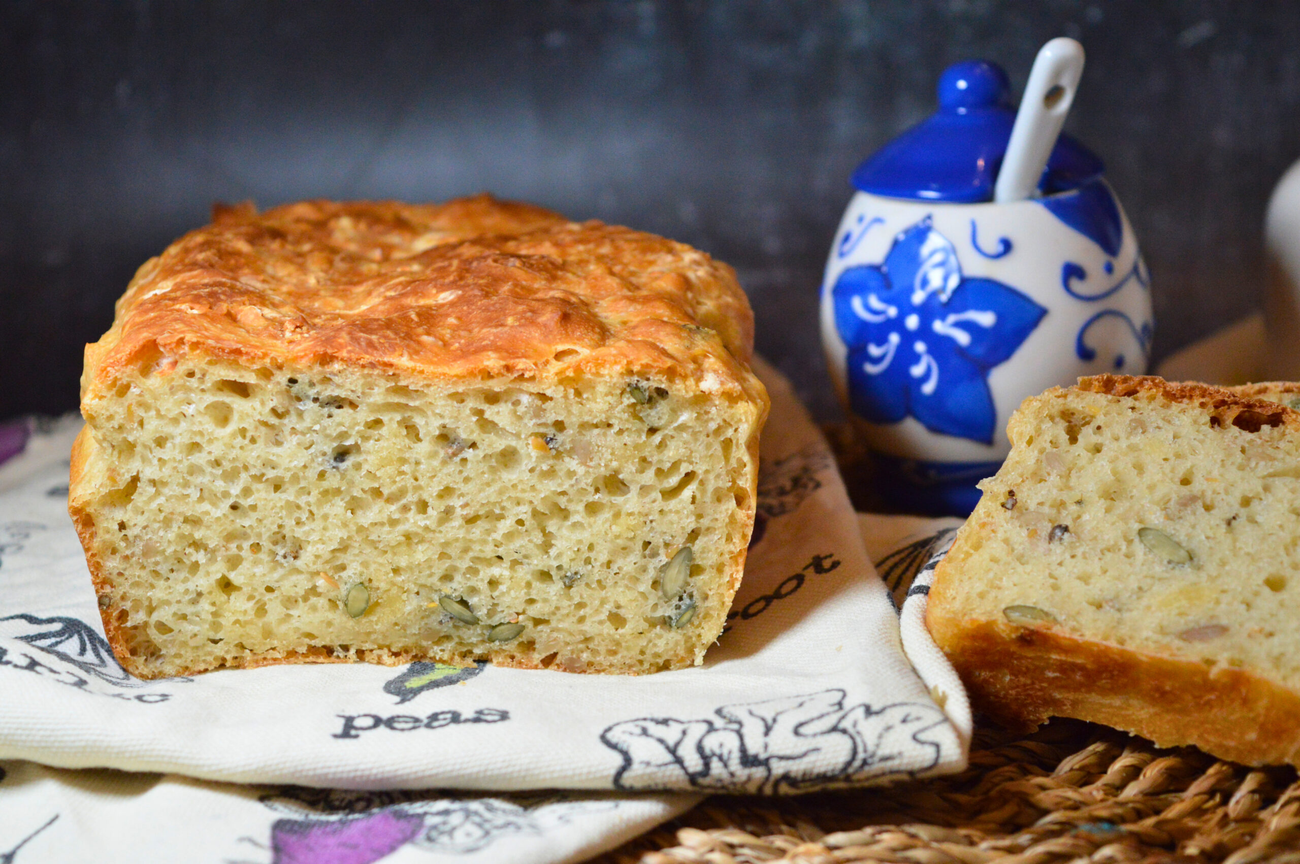 No-Knead Spelt Seeded Bread – Quick, Easy & Delicious Homemade Loaf