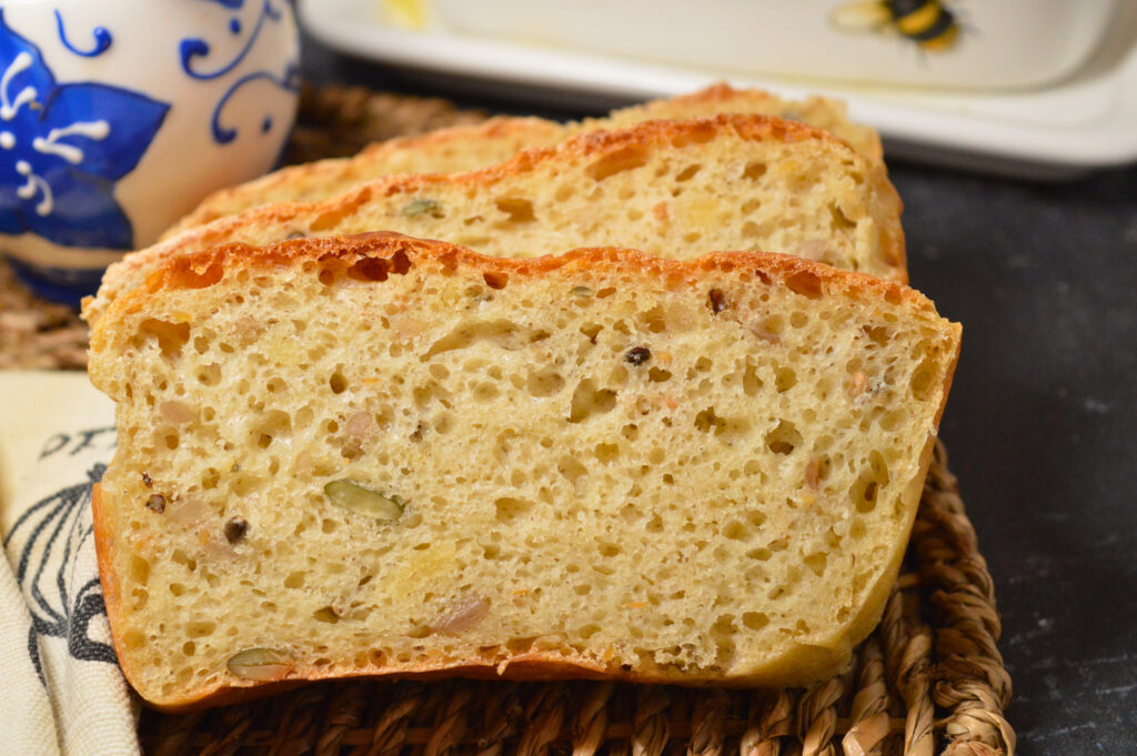 No-Knead Spelt Seeded Bread – Quick, Easy & Delicious Homemade Loaf